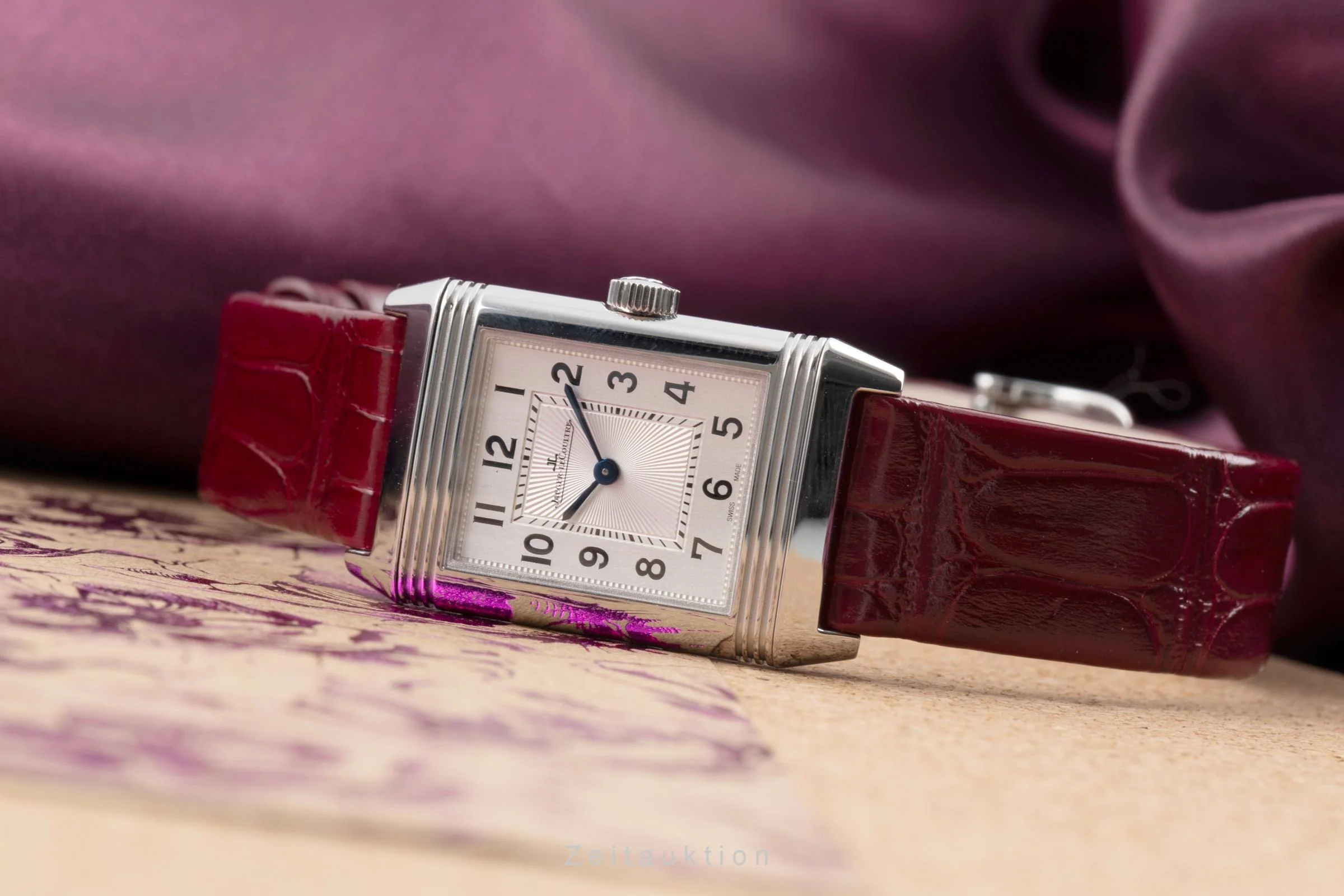 Jaeger LeCoultre Reverso steel quartz women's watch Q2618430  [2504452] - Image 3