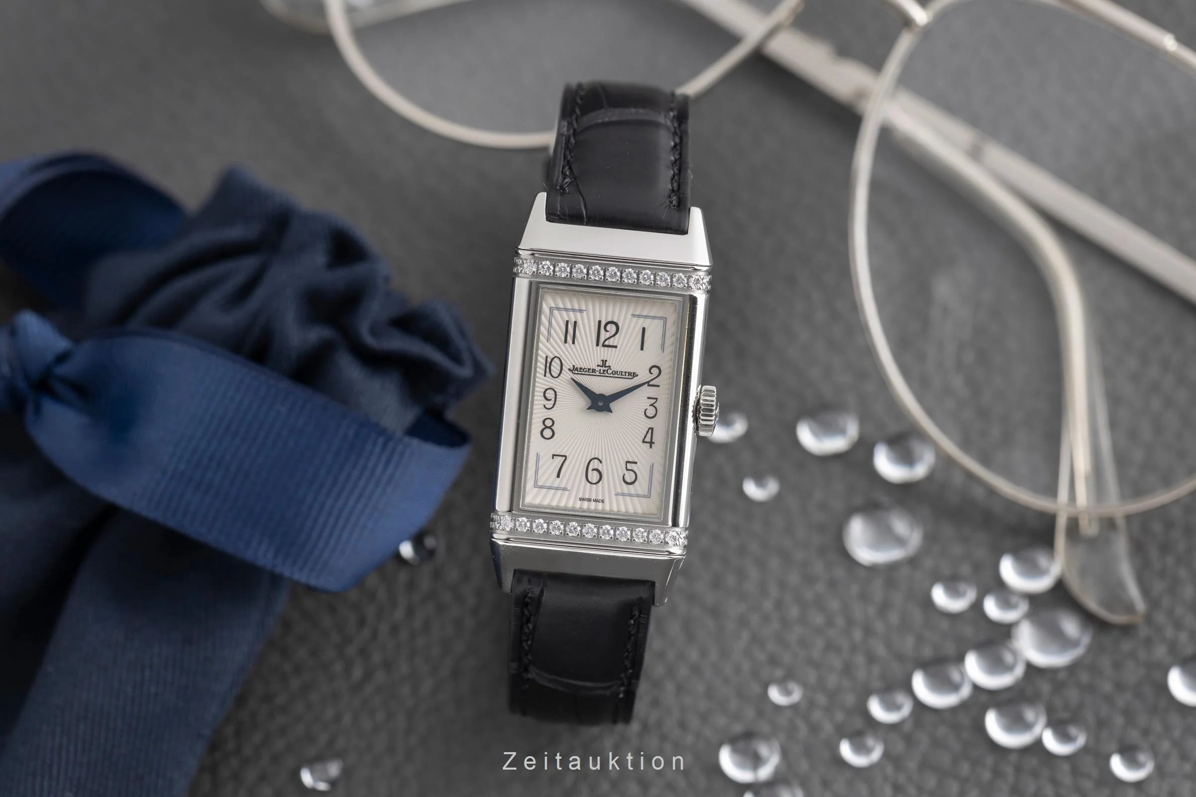 Jaeger LeCoultre Reverso steel quartz women's watch Q3288120  201.8.47  [2502529] - Image 4