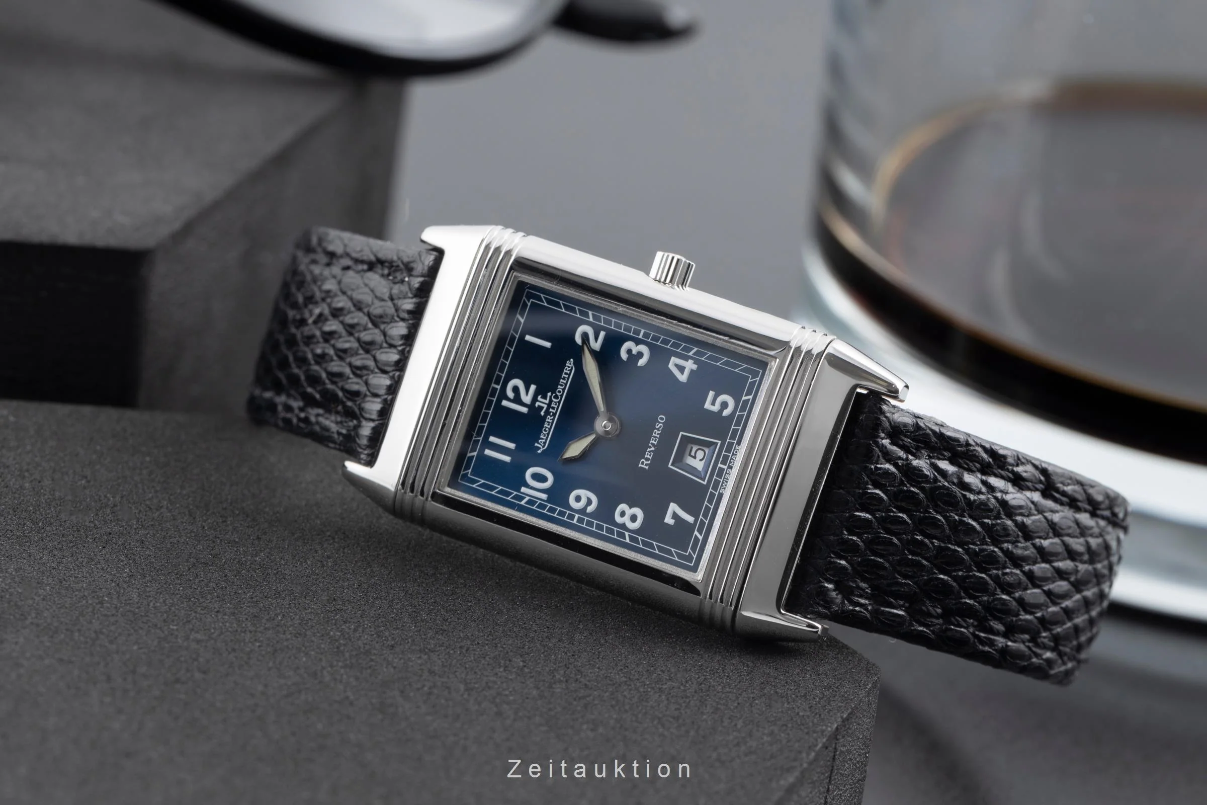 Jaeger LeCoultre Reverso steel quartz women's watch QA251804 / 250.8.10  [2506438] - Image 3