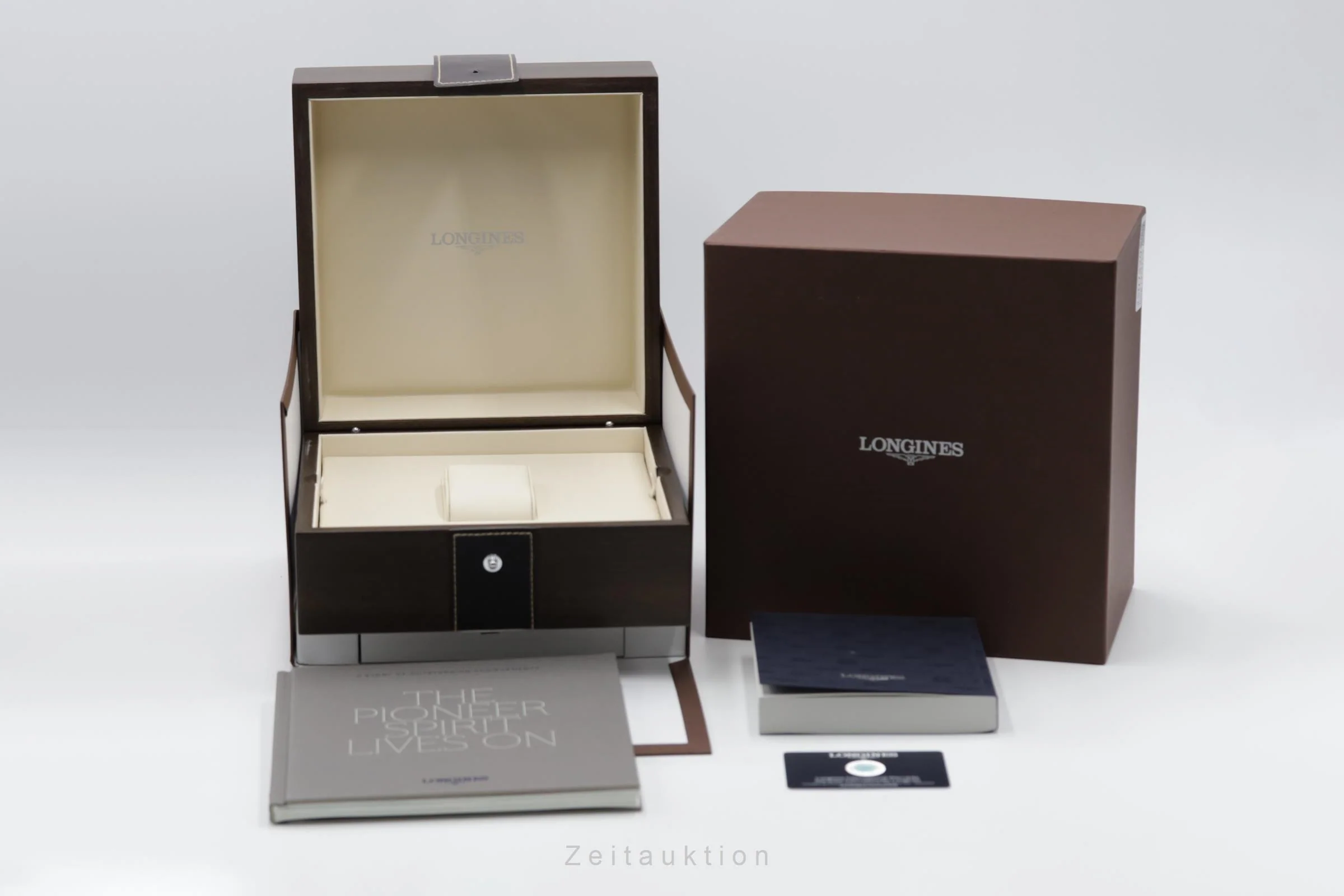 Longines Legend Diver steel automatic men's watch L3.774.4.70.2  [2507329] - Image 9