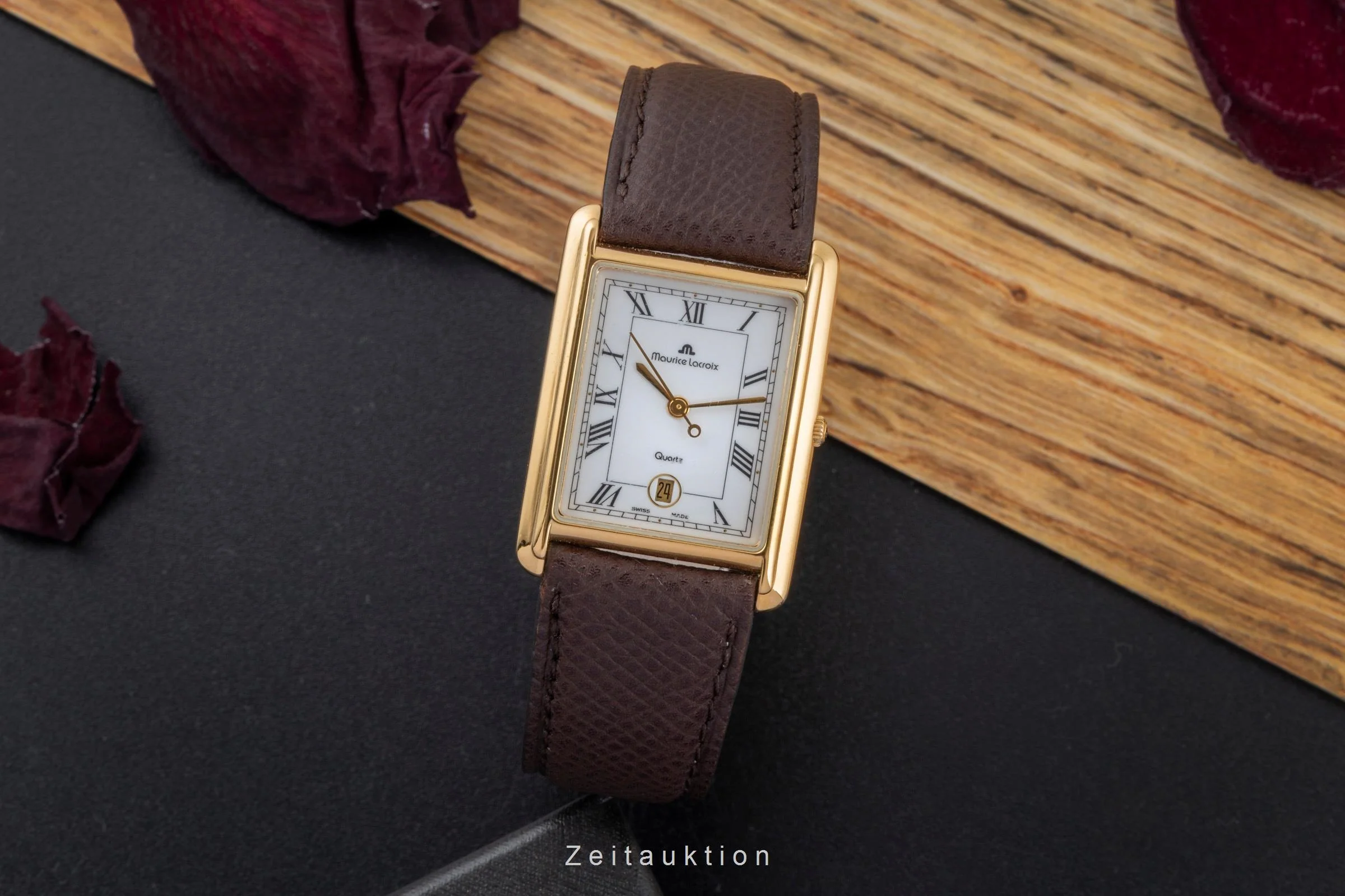 Maurice Lacroix Fiaba gilt-brass quartz unisex 82105-2  [2504968] - Image 4