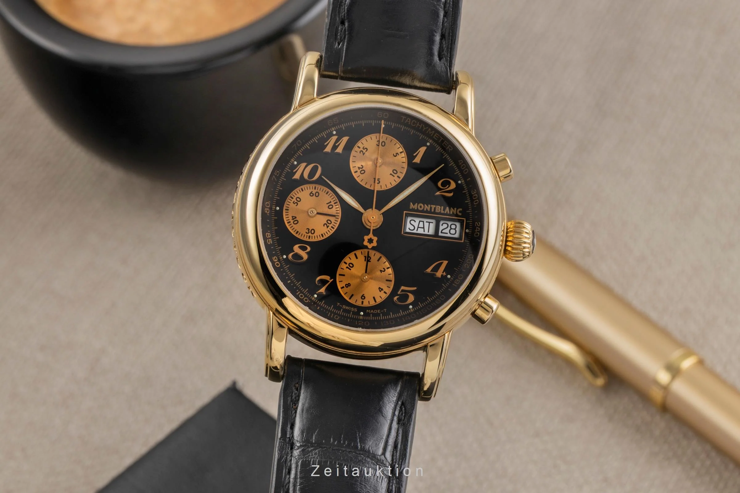 Montblanc Meisterstück chronograph 18 ct gold automatic men's watch 7000  [2503902] - Image 2
