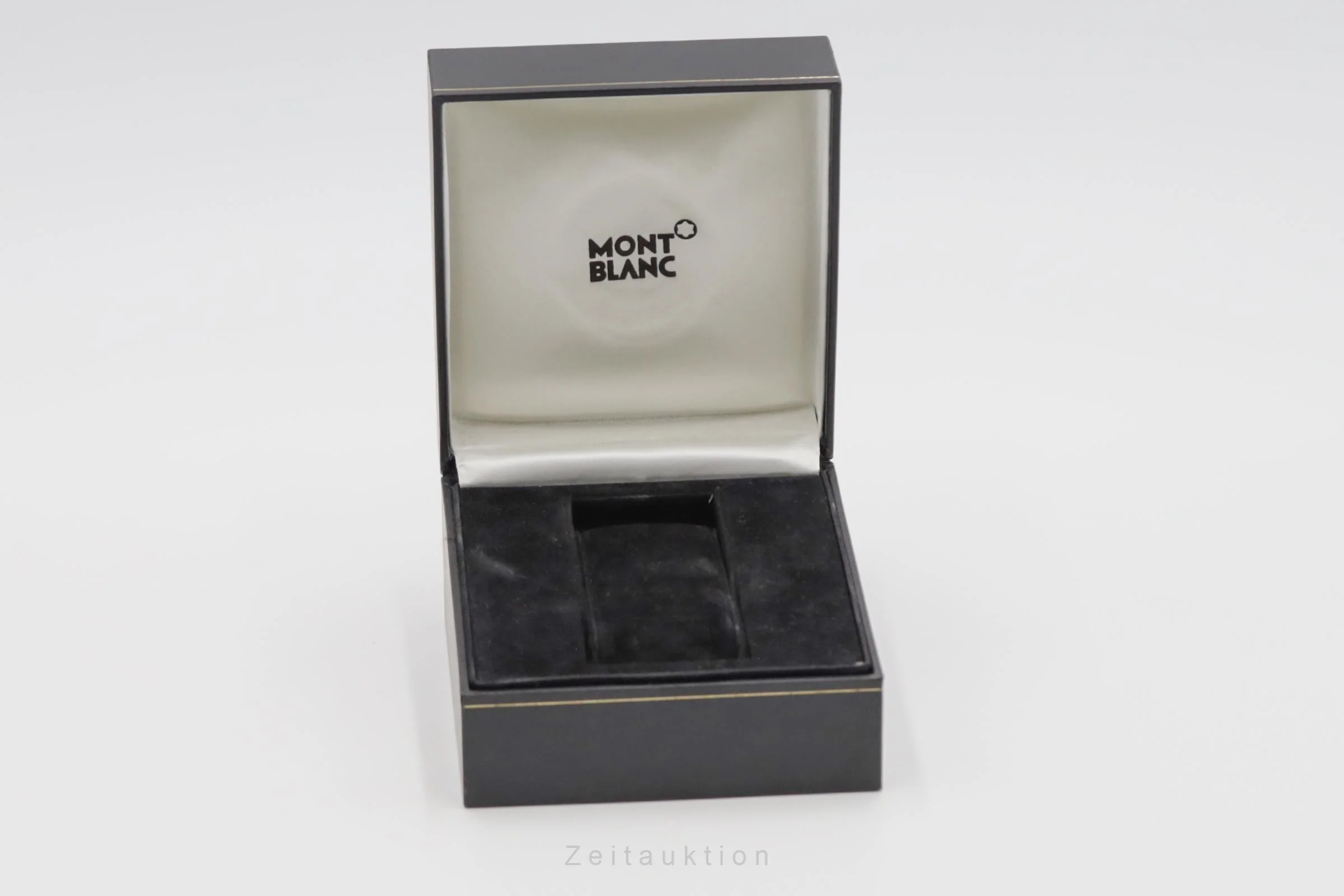 Montblanc Meisterstück chronograph 18 ct gold automatic men's watch 7000  [2503902] - Image 9