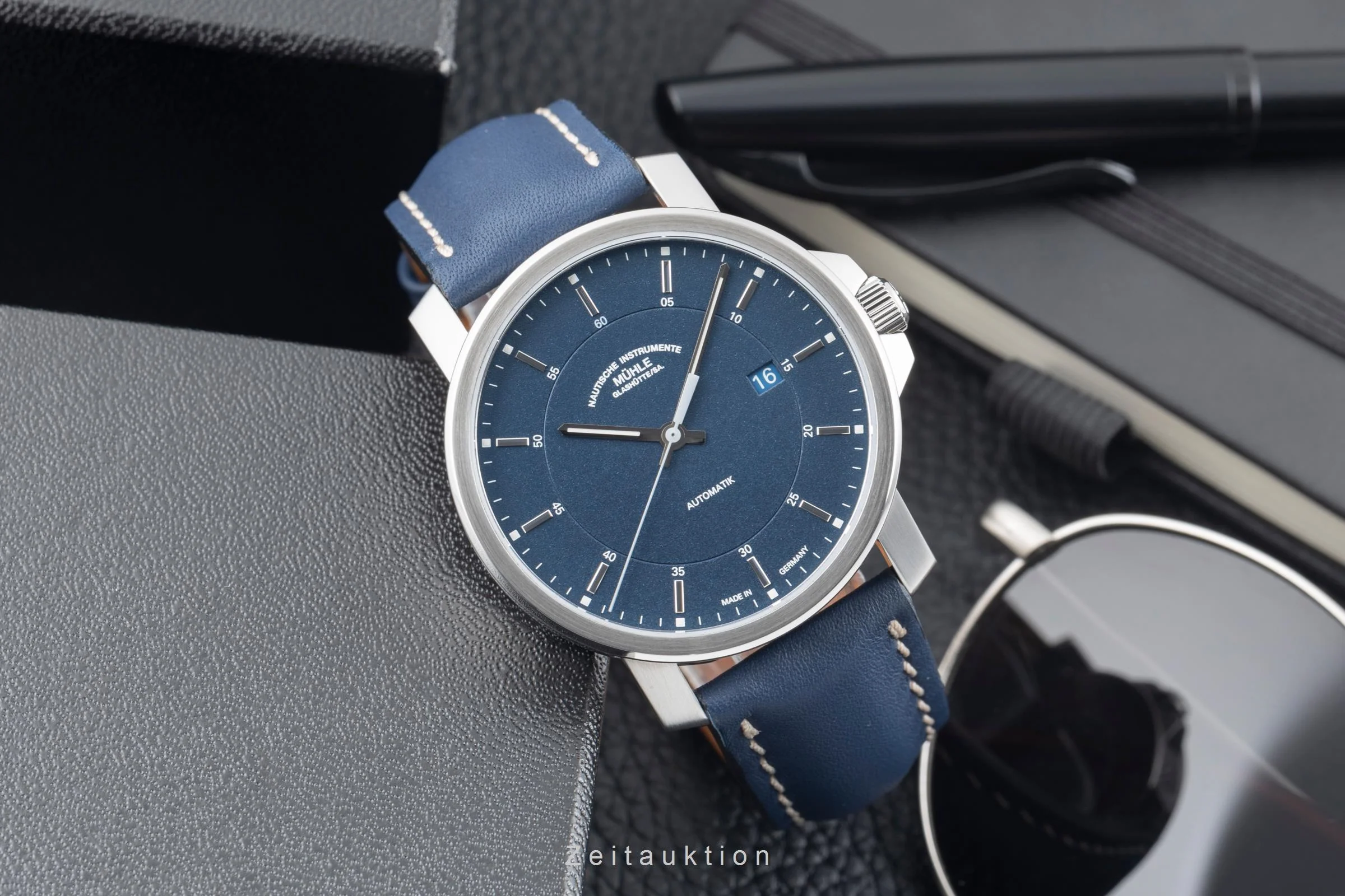 Mühle 29er steel automatic men's watch M1-25-72-200-LB  [2507300] - Image 3