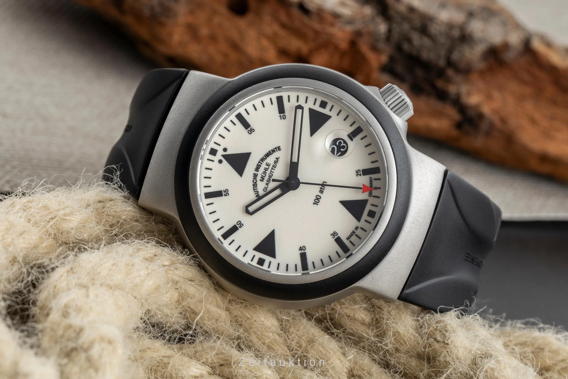 Mühle Rescue Timer steel automatic men's watch M1-41-08-KB	 LP: 2100EUR  [2502466] - Image 3