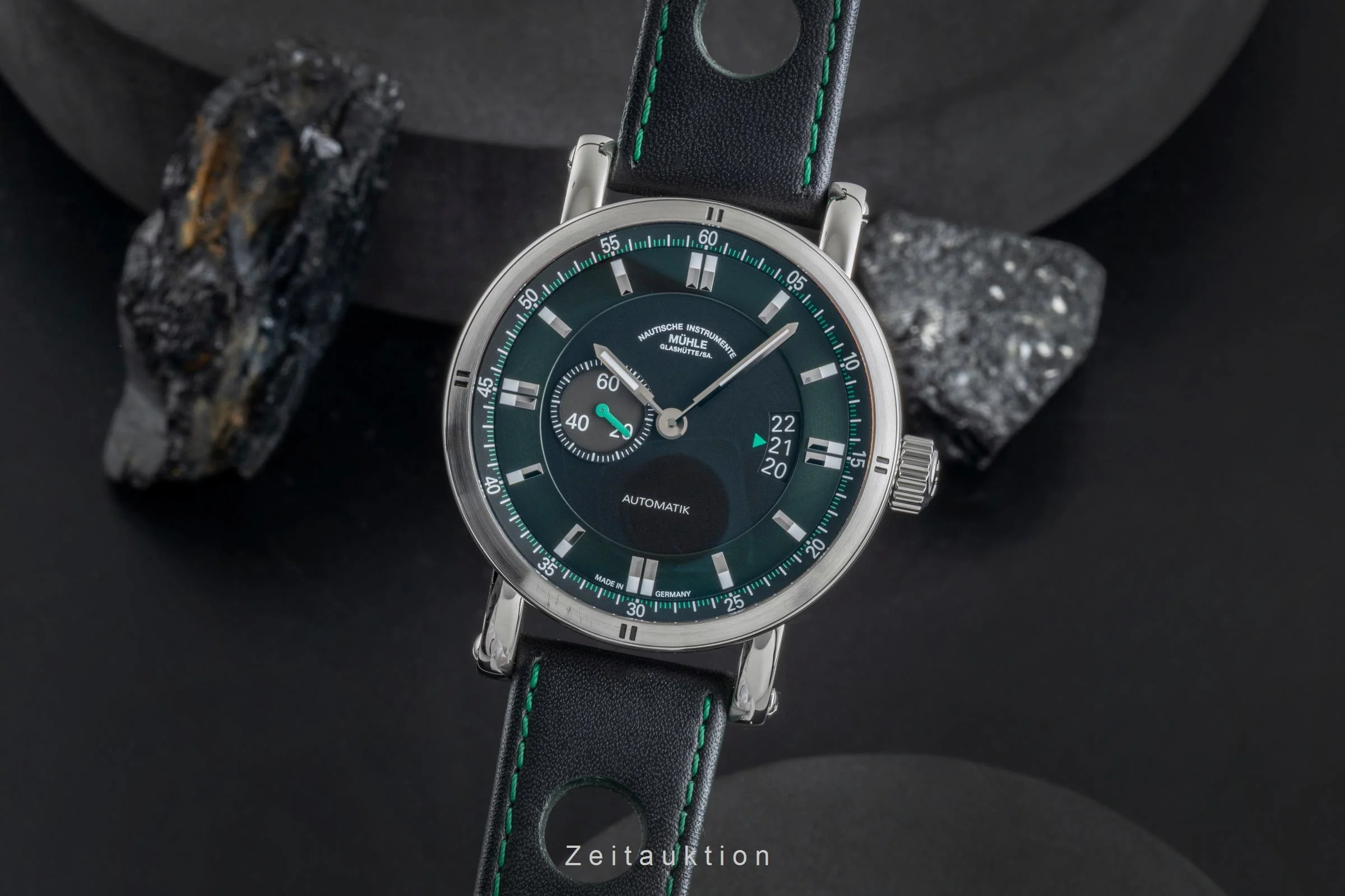 Mühle Teutonia II steel automatic men's watch M1-29-74-LB-S LP: 2550EUR  [2507301] - Image 2