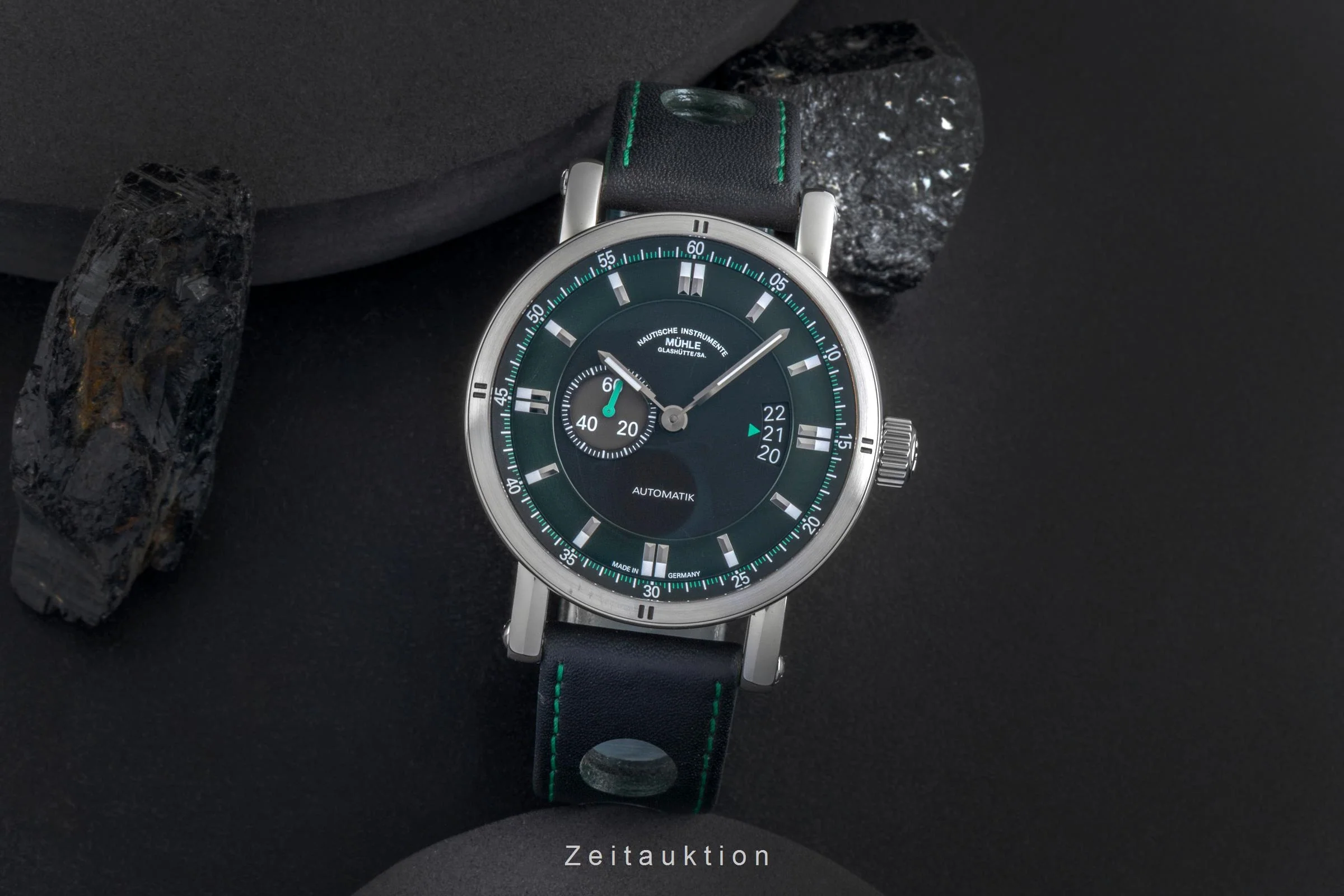 Mühle Teutonia II steel automatic men's watch M1-29-74-LB-S LP: 2550EUR  [2507301] - Image 4