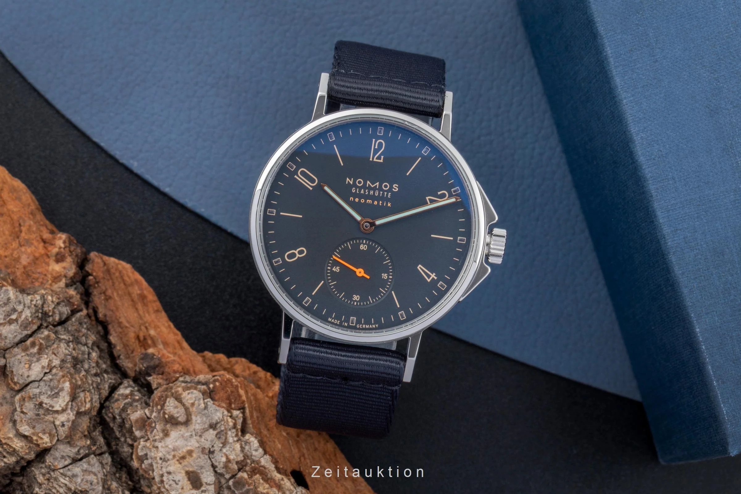 Nomos Ahoi steel automatic men's watch 566 LP: 3620EUR  [2506220] - Image 4