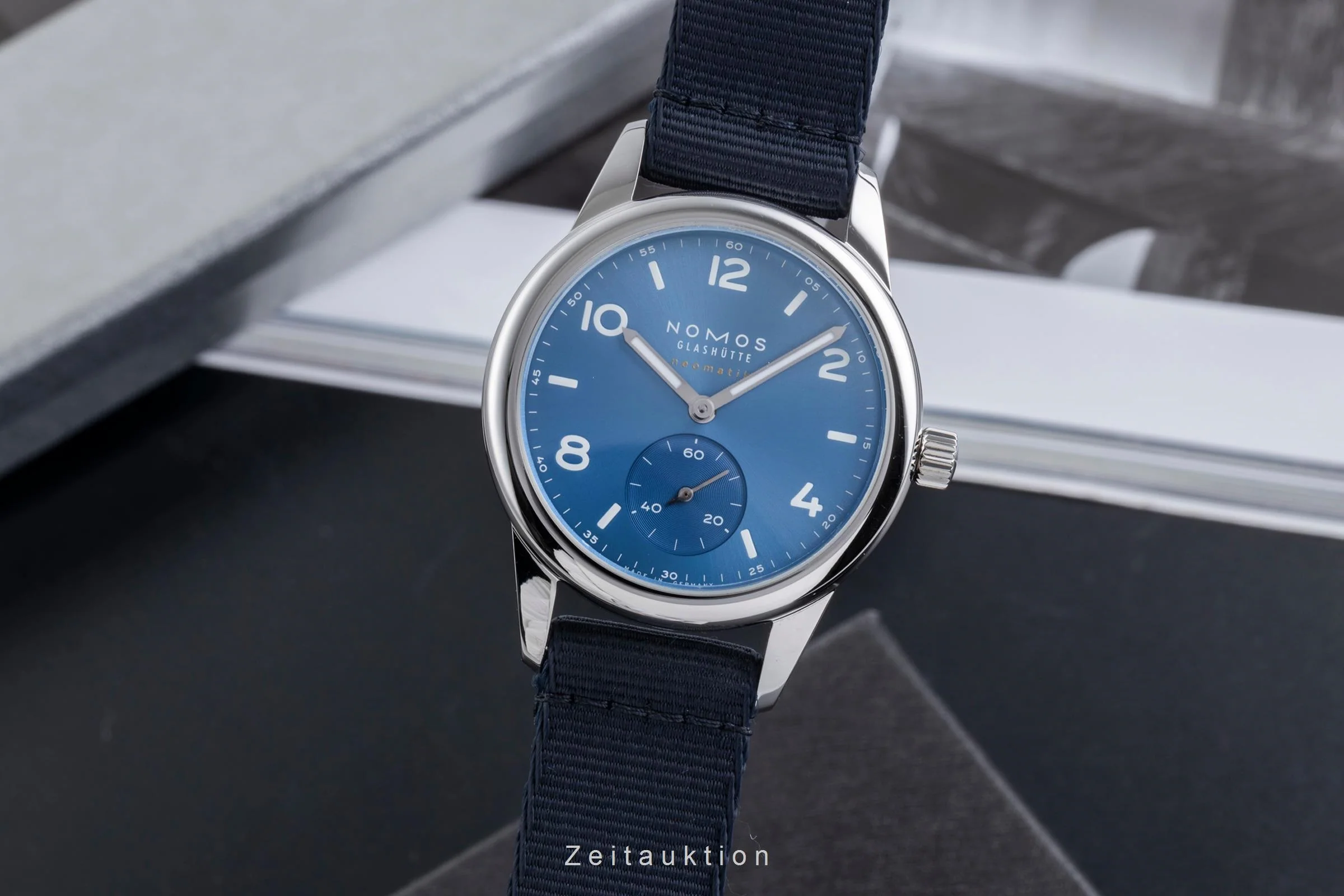 Nomos Club steel automatic men's watch 750 LP: 3100EUR  [2600400] - Image 2
