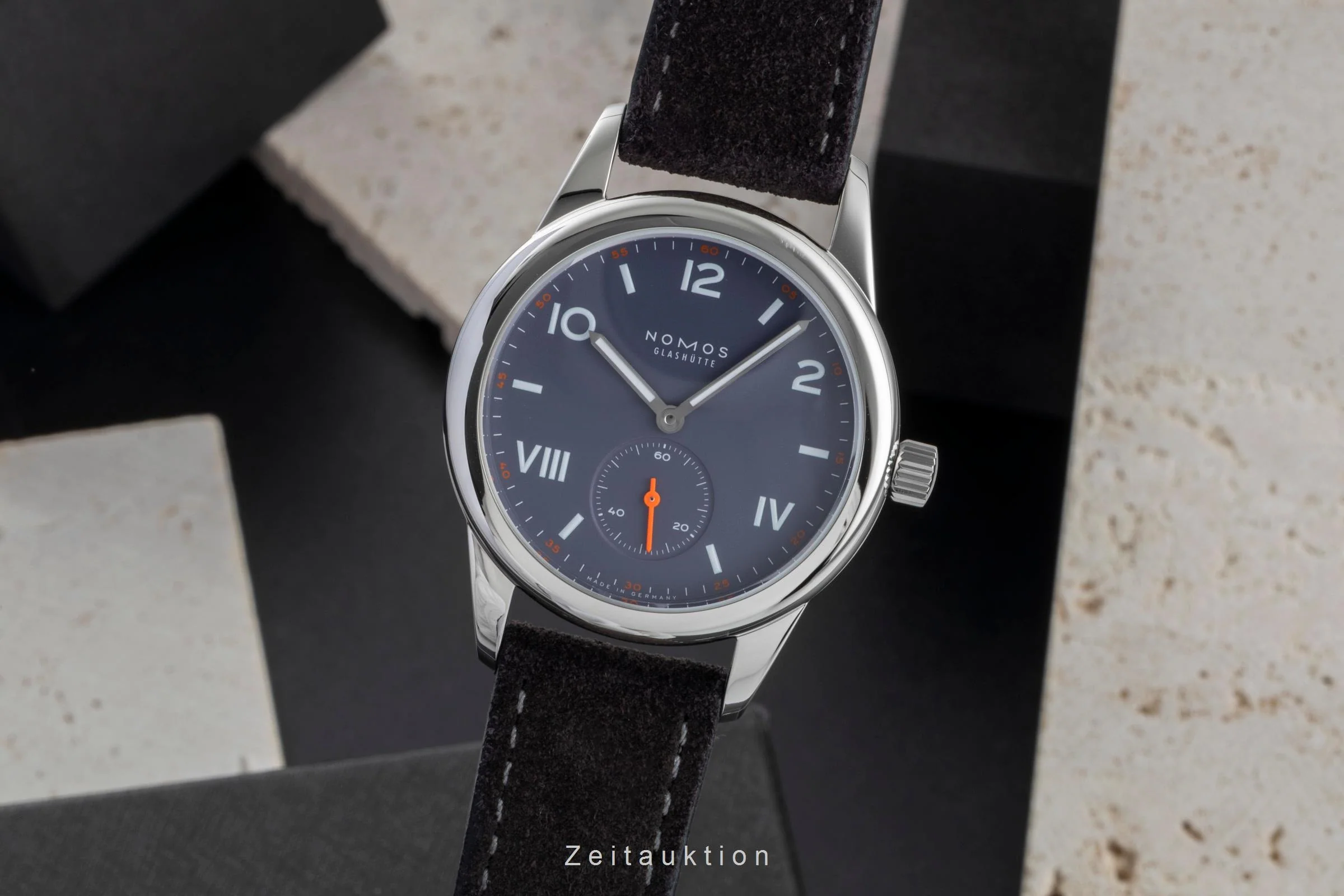 Nomos Club steel manual winding unisex 713  [2506907] - Image 2