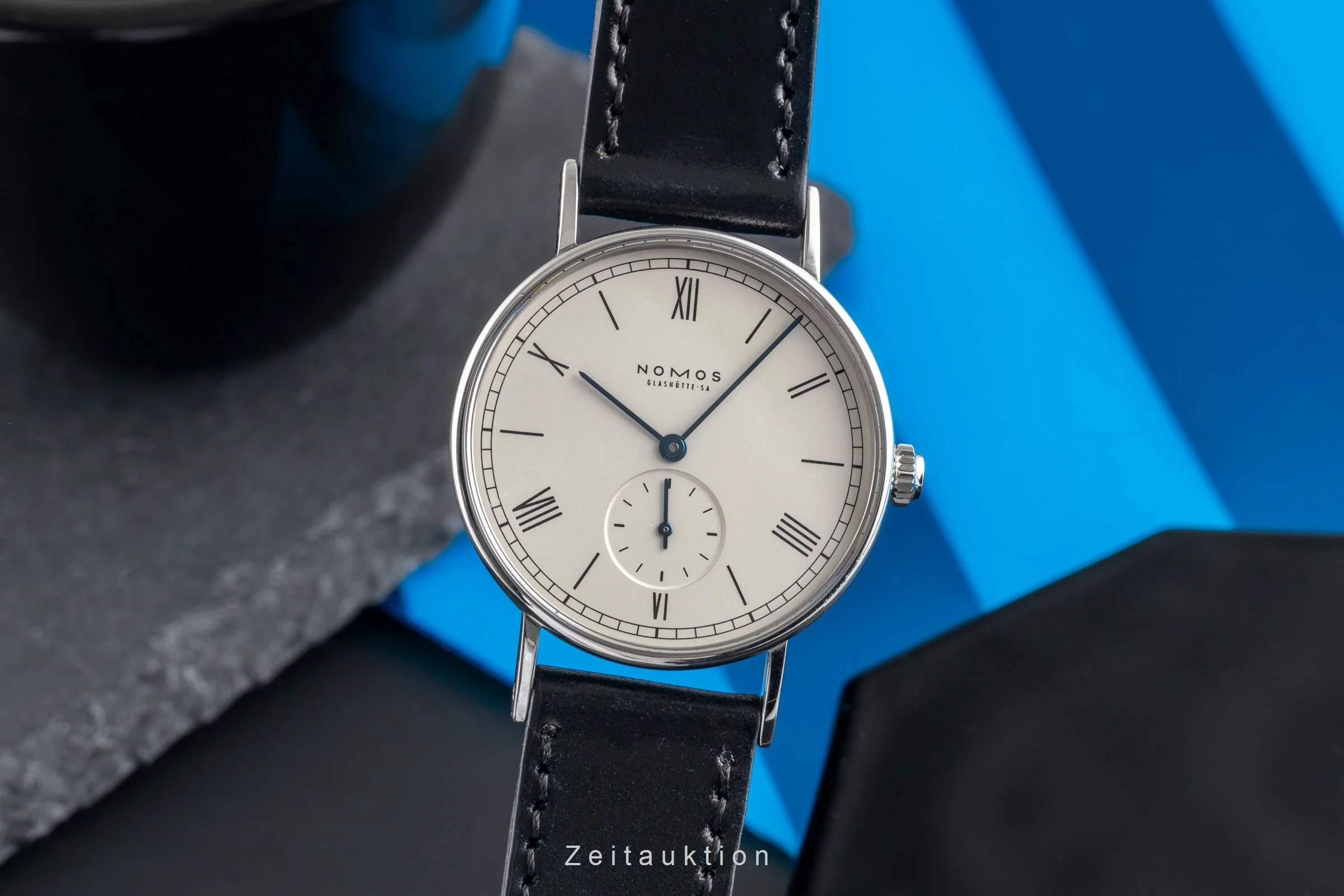 Nomos Ludwig steel manual winding men's watch 205  [2503894] - Image 2