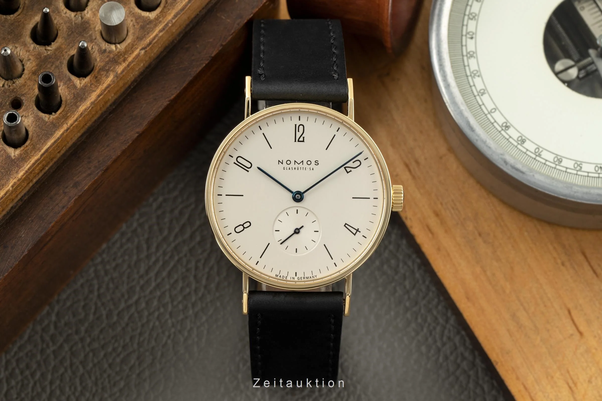 Nomos Tangente 18 ct gold manual winding men's watch Limited  [2200410] - Image 3