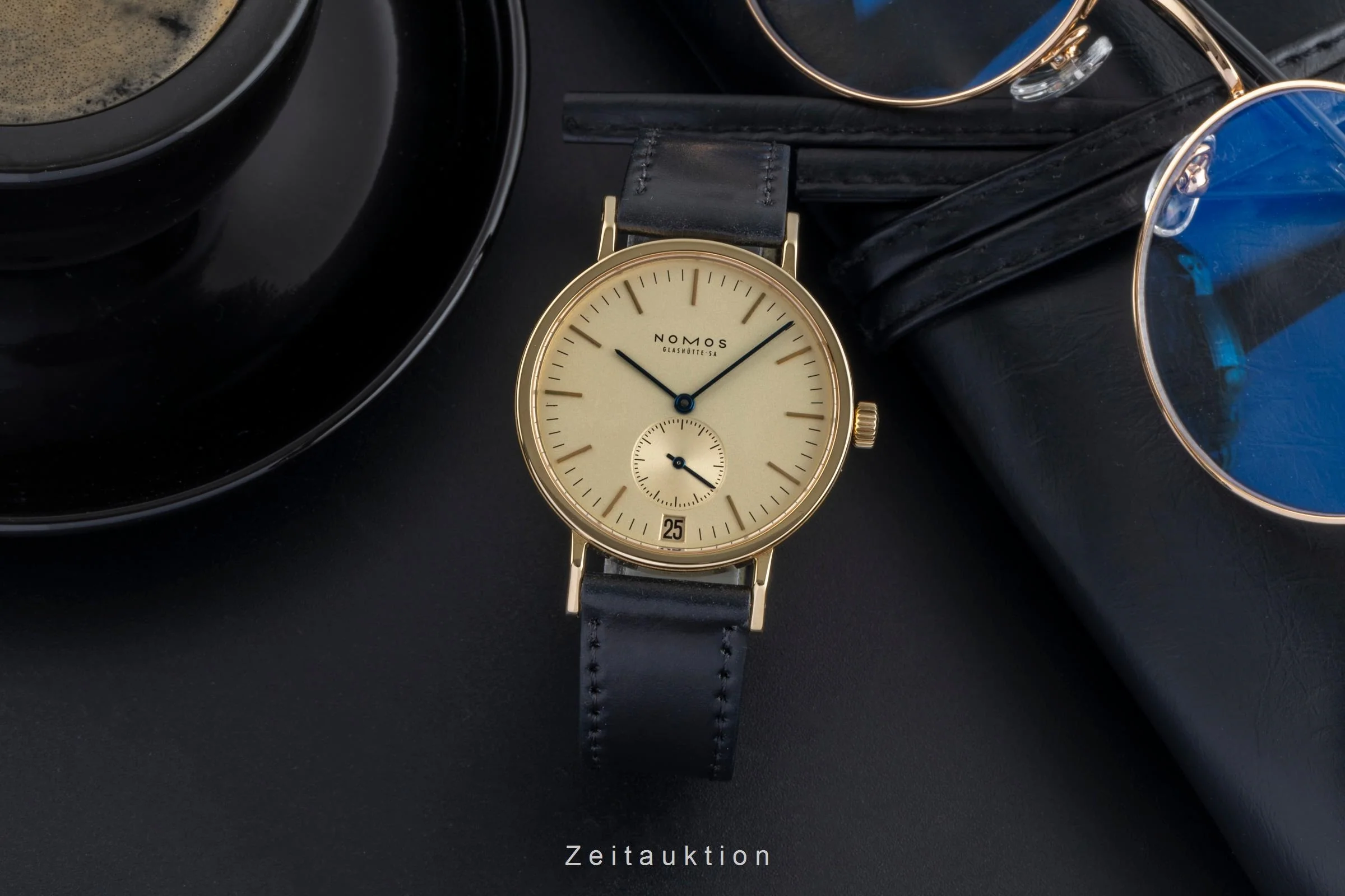 Nomos Tangente 18 ct gold manual winding men's watch Tangente Gold Index Datum  [2505847] - Image 4