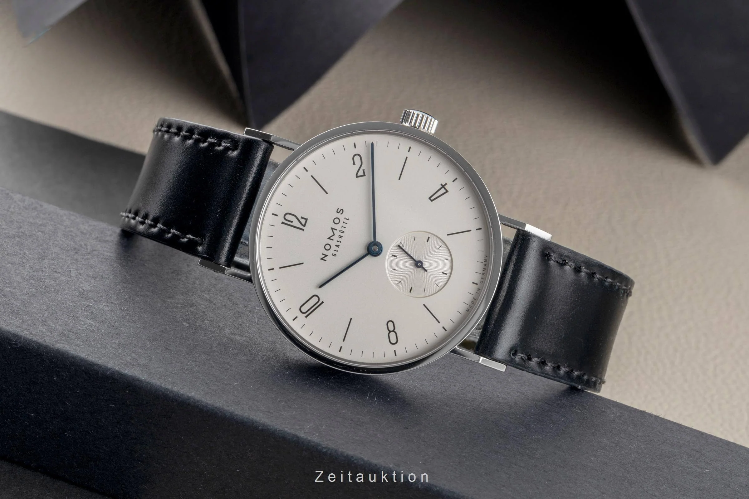 Nomos Tangente steel manual winding men's watch 101  [2502007] - Image 3