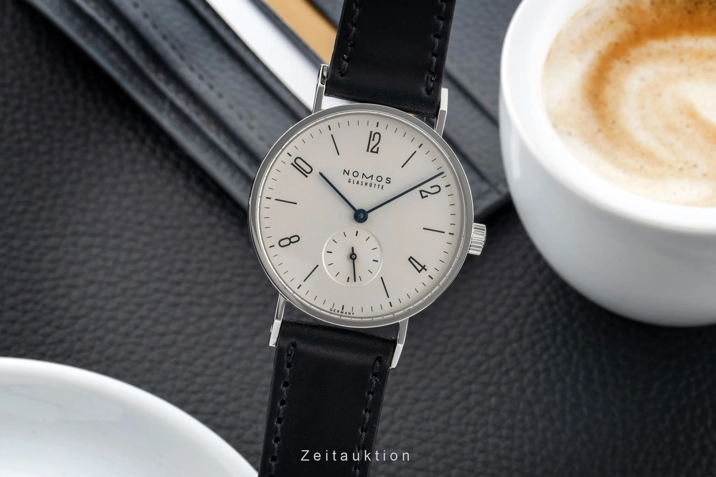 Nomos Tangente steel manual winding men's watch 101  [2600410] - Image 2