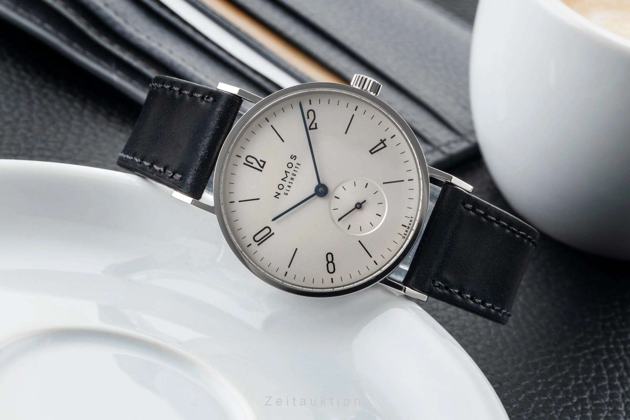 Nomos Tangente steel manual winding men's watch 101  [2600410] - Image 3
