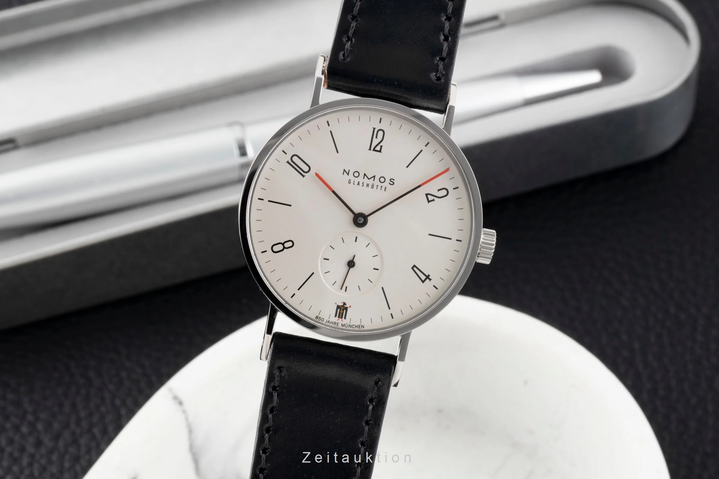 Nomos Tangente steel manual winding men's watch NOMOS Tangente Münchner Kindl - 850 Jahre München Limited  [2600082] - Image 2