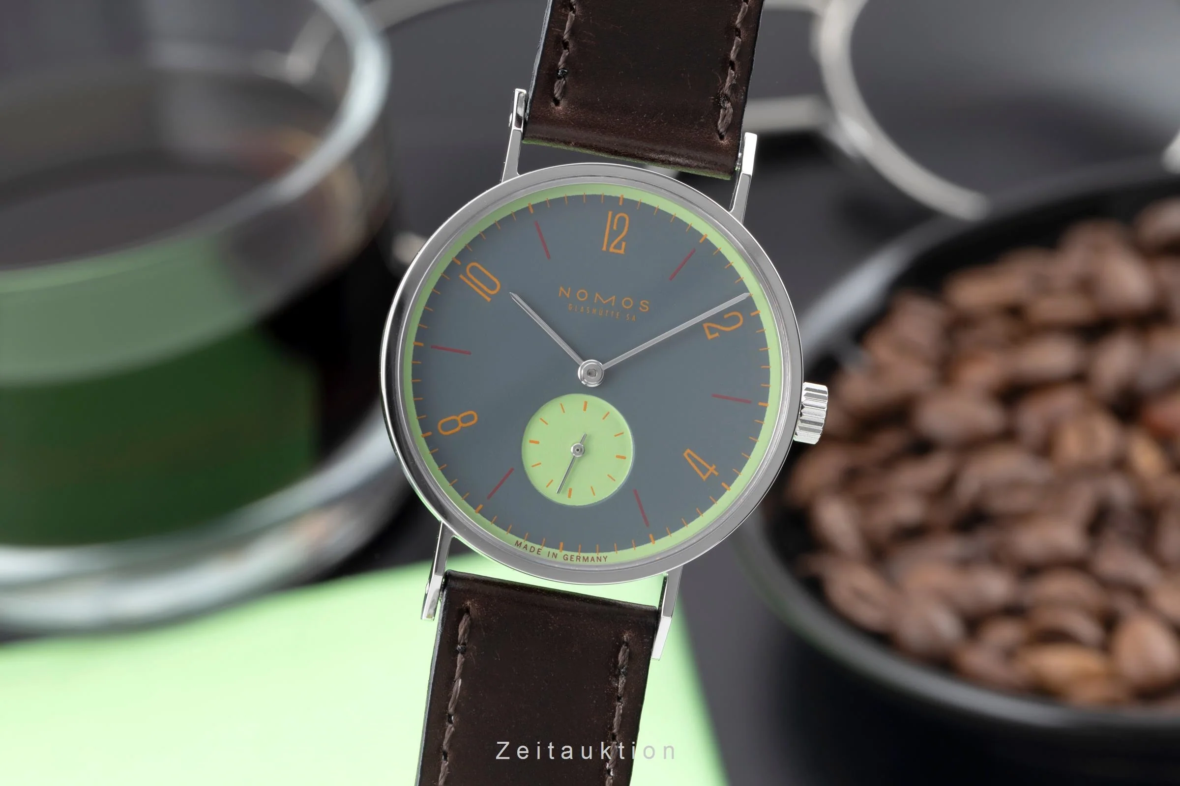 Nomos Tangente steel manual winding unisex Tangente Super 30 Feldmausgrau Limited  [2506745] - Image 2