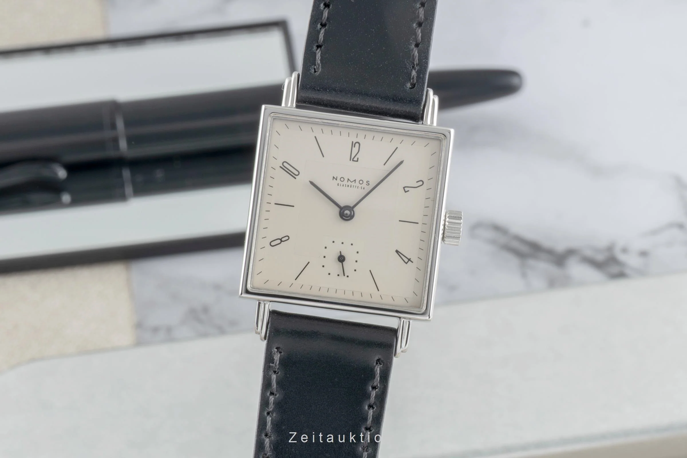 Nomos Tetra steel manual winding men's watch 401  [2505141] - Image 2