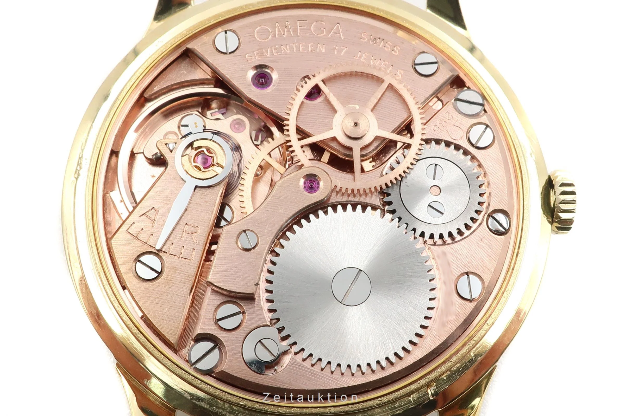 Omega 18 ct gold manual winding men's watch 14708  Vintage  [2201256] - Image 11