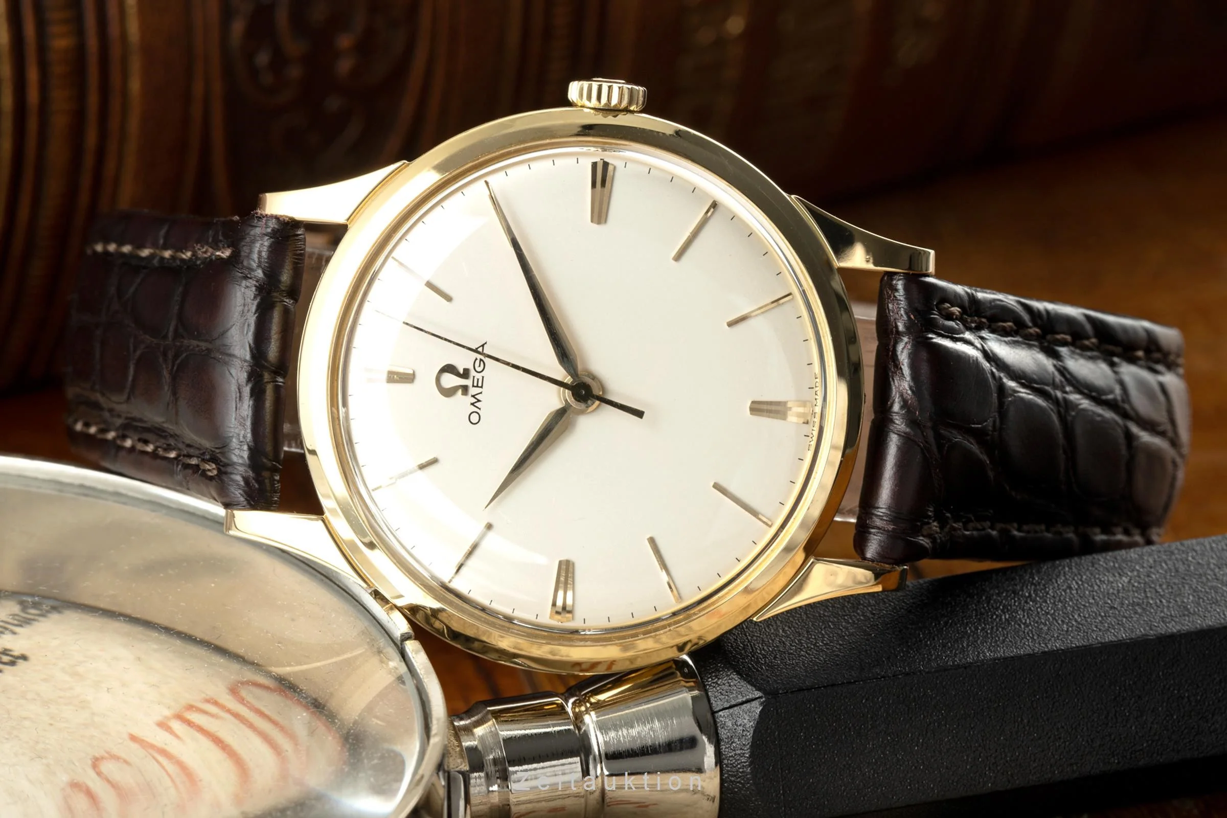 Omega 18 ct gold manual winding men's watch 14708  Vintage  [2201256] - Image 2