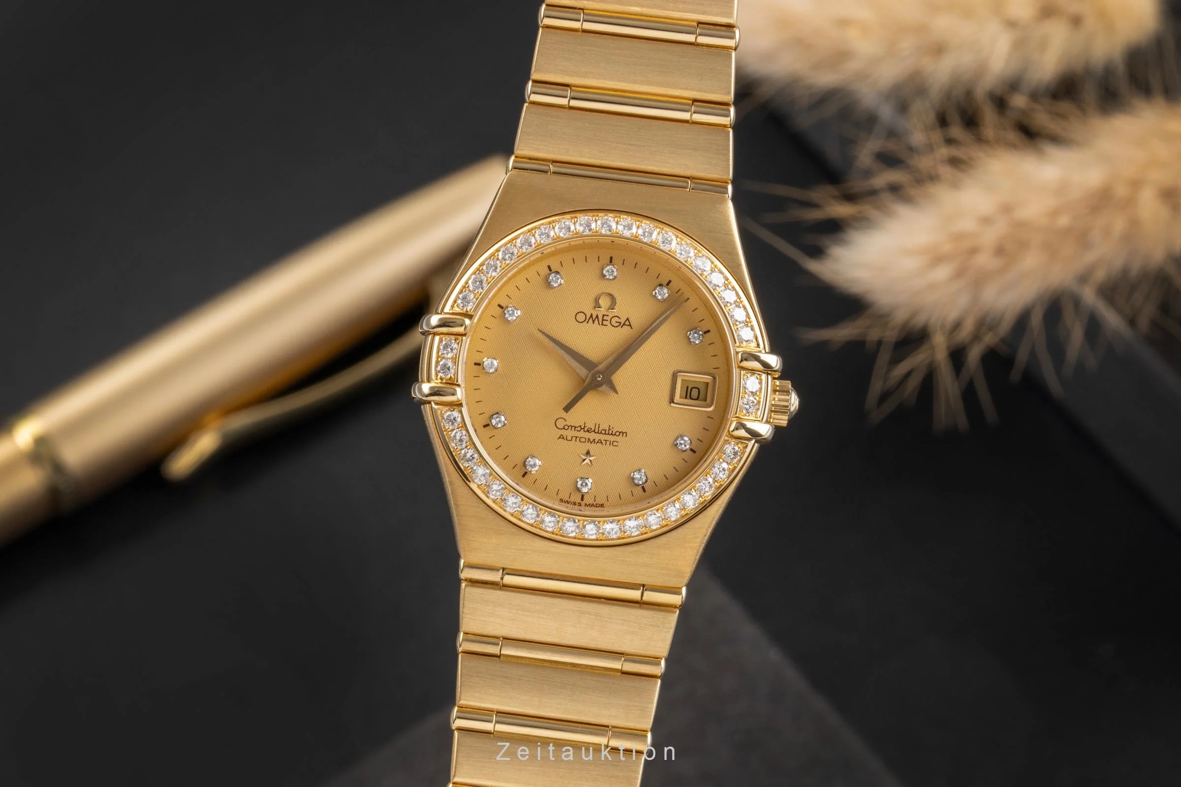Omega Constellation 18 ct gold automatic women's watch 1197.15.00  [2502984] - Image 2