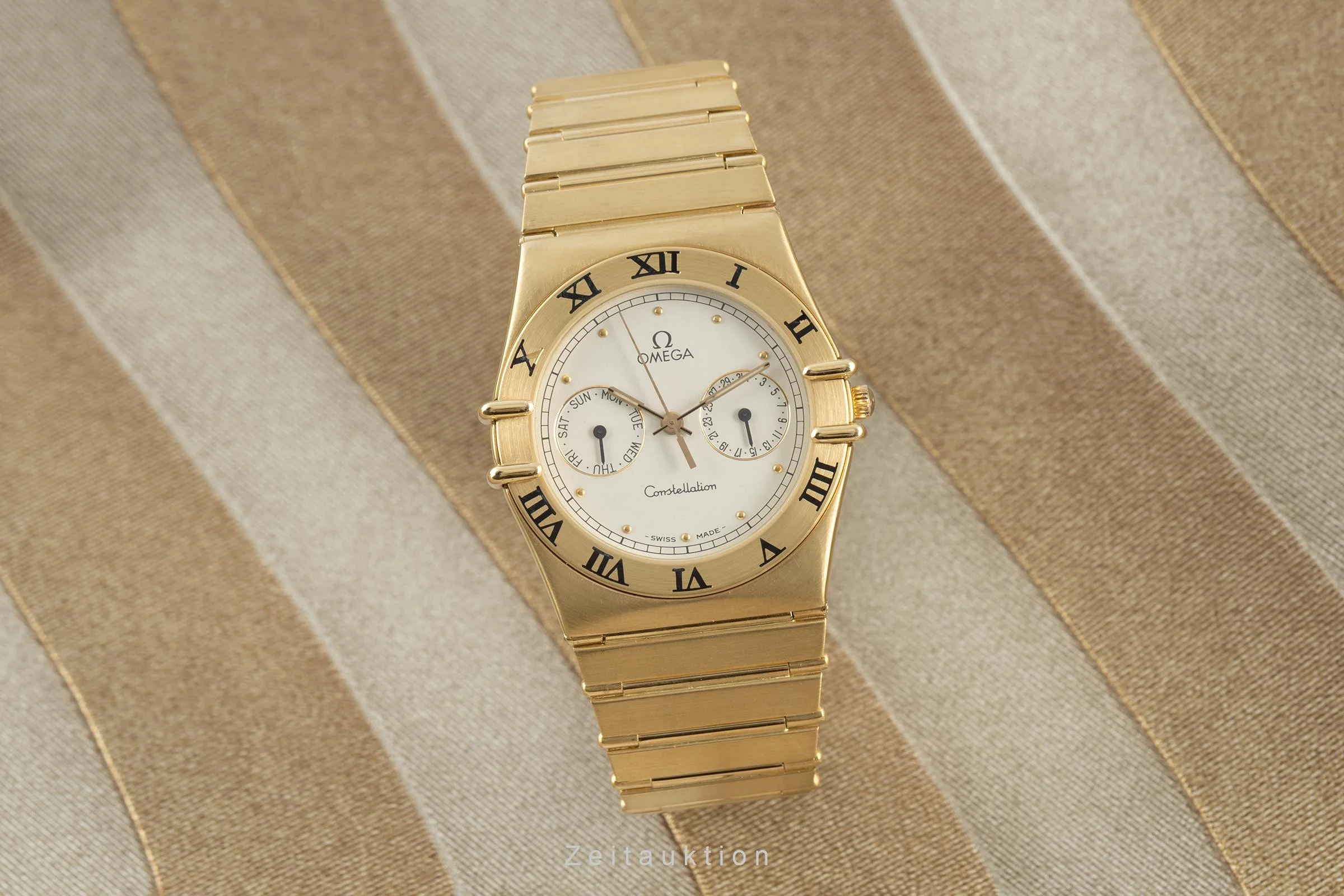 Omega Constellation 18 ct gold quartz men's watch 1102.30.00, 396.1069  [2110140] - Image 3