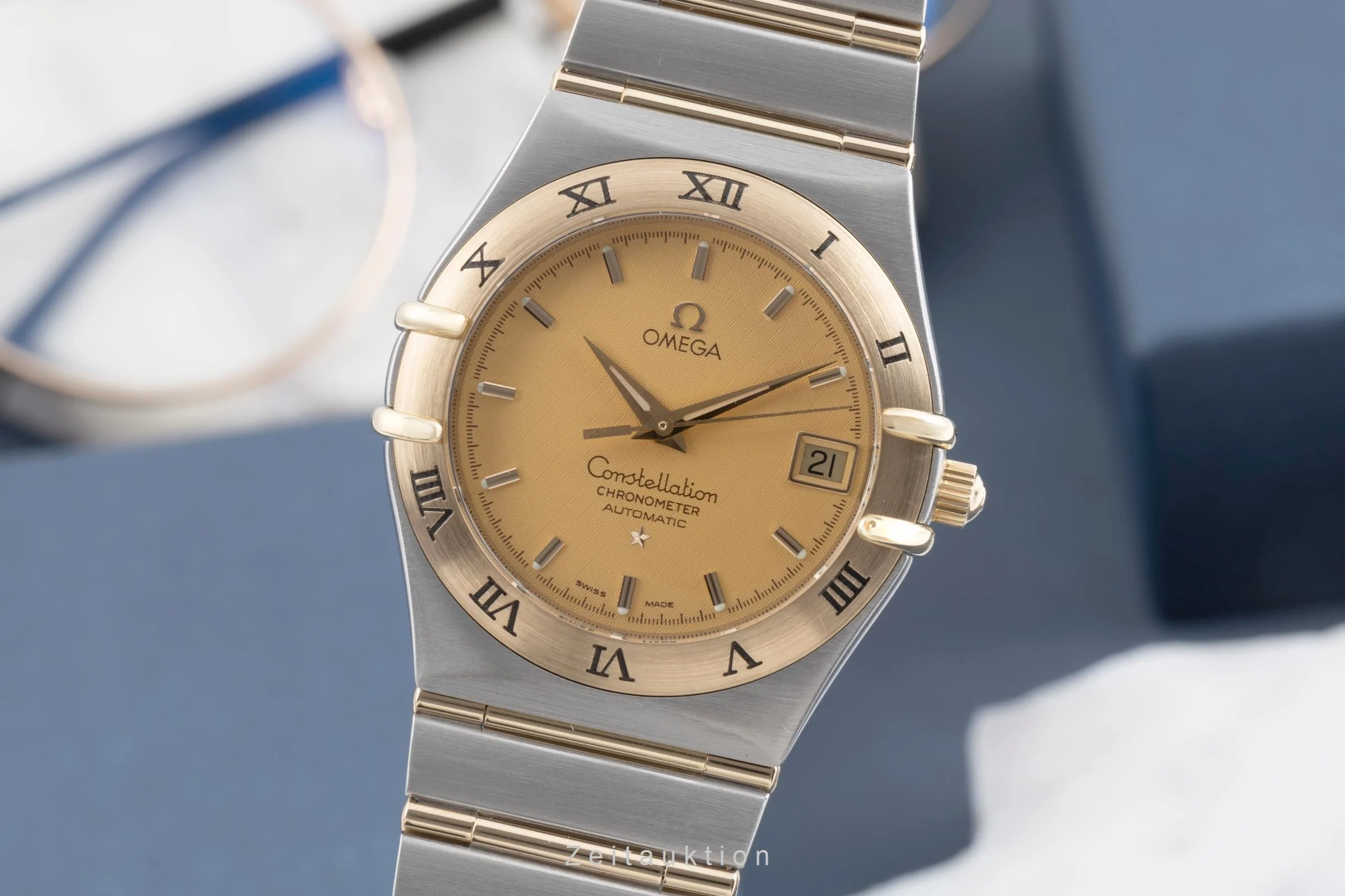Omega Constellation steel / gold automatic men's watch 1202.10.00  [2504785] - Image 2