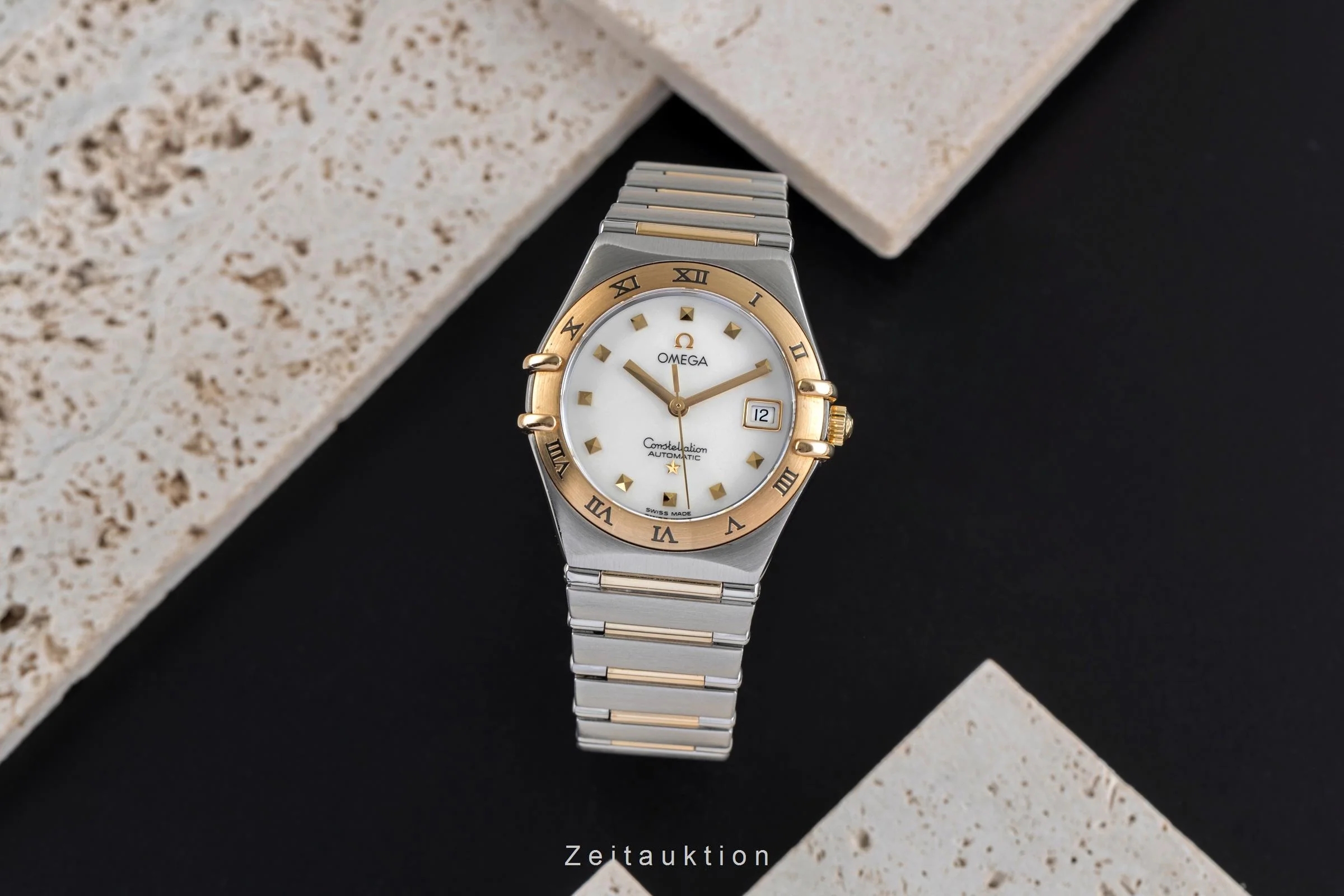 Omega Constellation steel / gold automatic women's watch 1391.71.00  [2504846] - Image 4