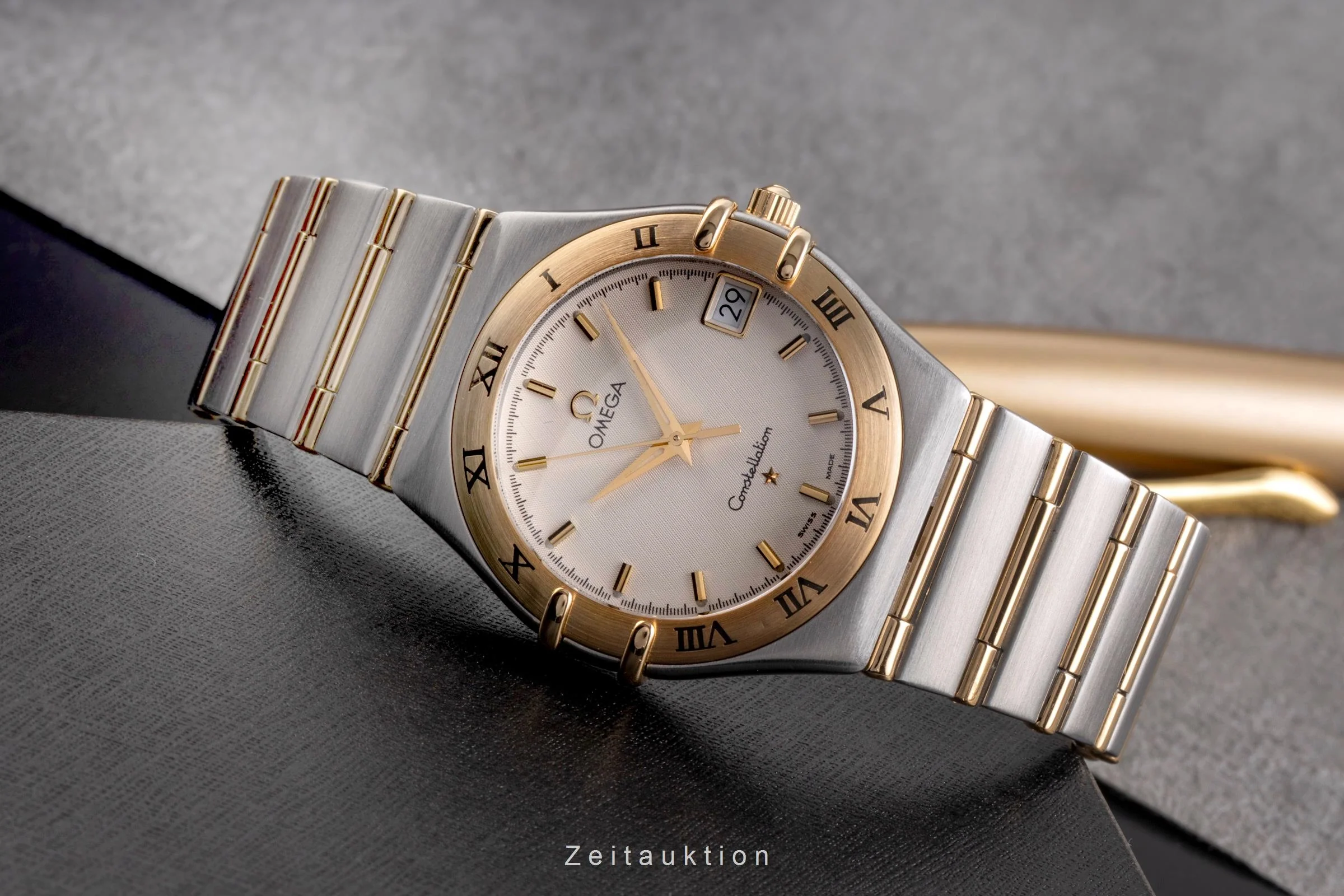 Omega Constellation steel / gold quartz men's watch 1212.30.00  [2504699] - Image 3