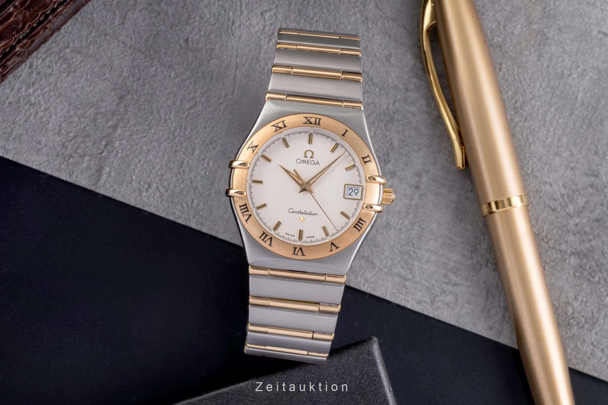 Omega Constellation steel / gold quartz men's watch 1212.30.00  [2504699] - Image 4