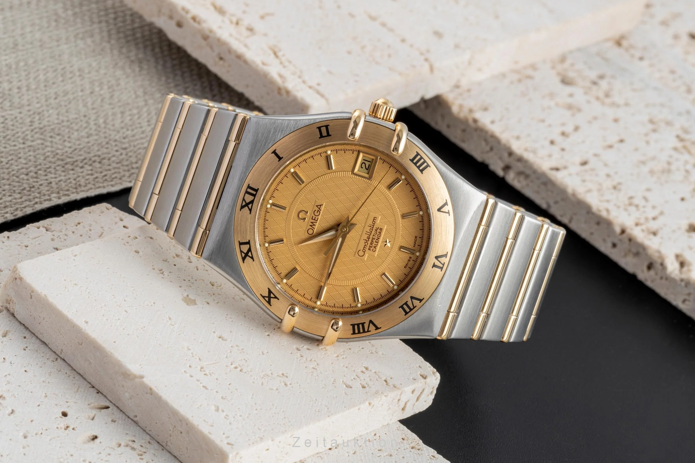 Omega Constellation steel / gold quartz men's watch 1252.10.00  396.1202  [2505845] - Image 3
