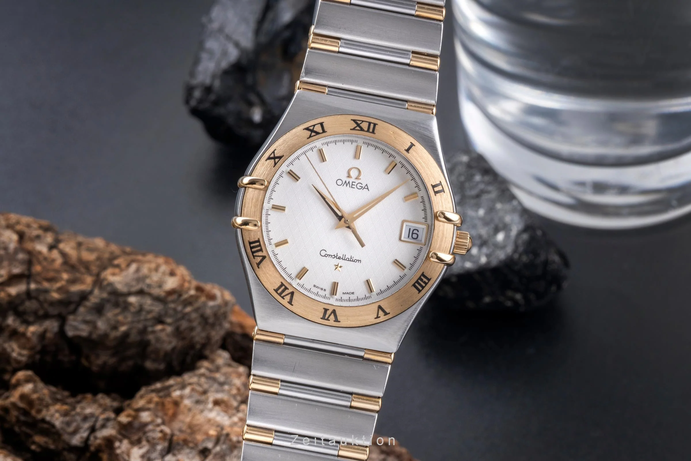 Omega Constellation steel / gold quartz men's watch 1312.30.00  [2504492] - Image 2