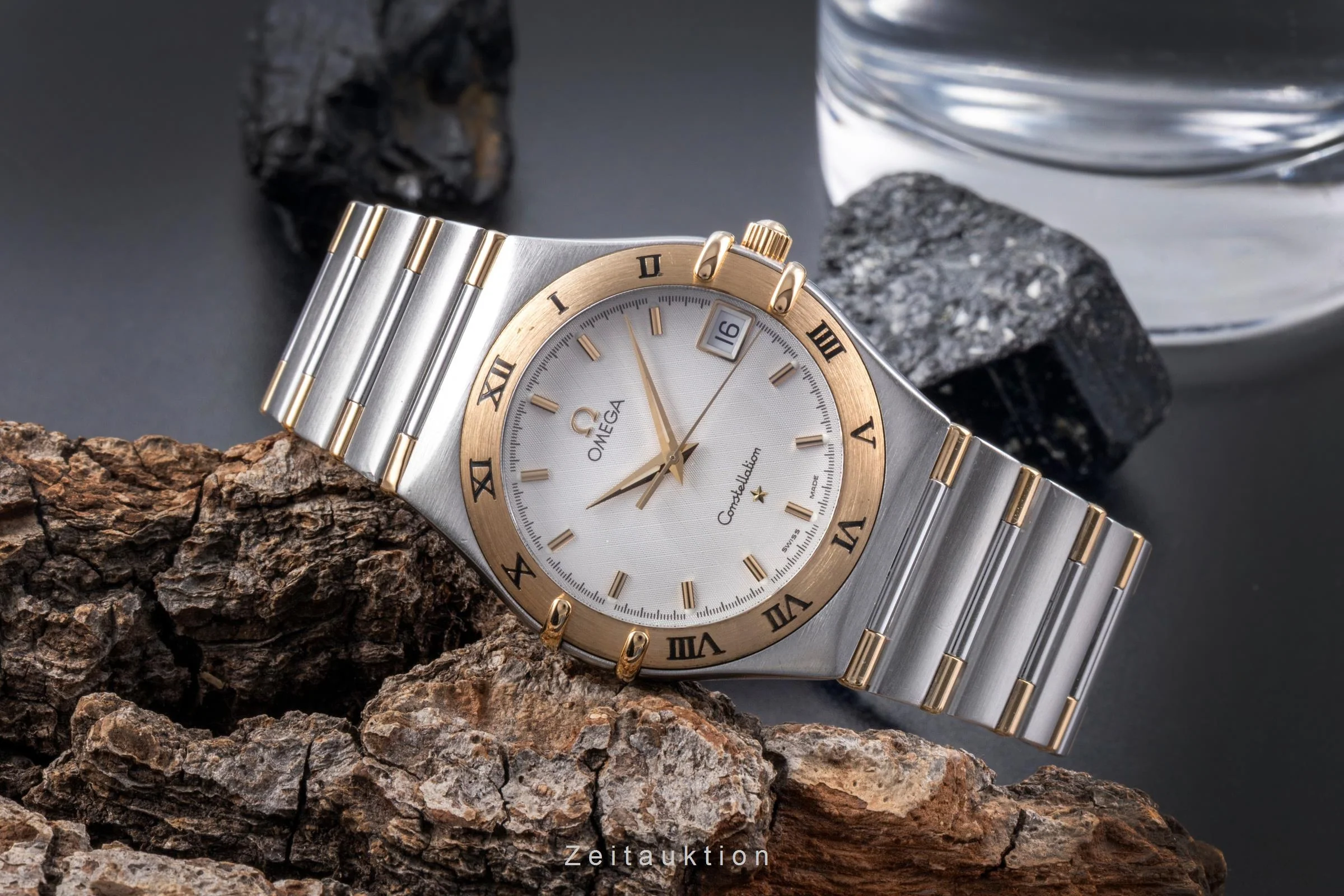 Omega Constellation steel / gold quartz men's watch 1312.30.00  [2504492] - Image 3