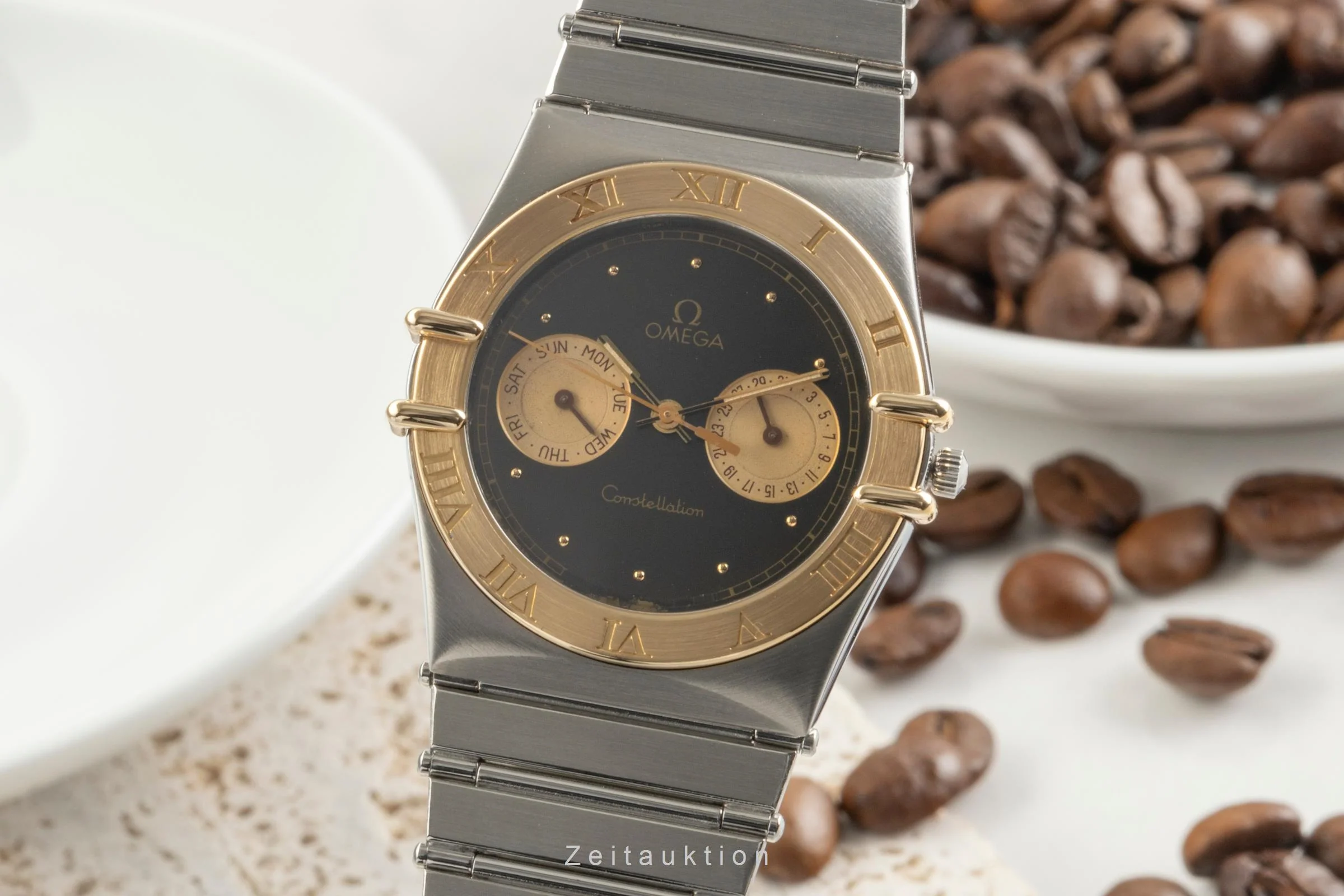 Omega Constellation steel / gold quartz men's watch 396.1069  [2504081] - Image 2