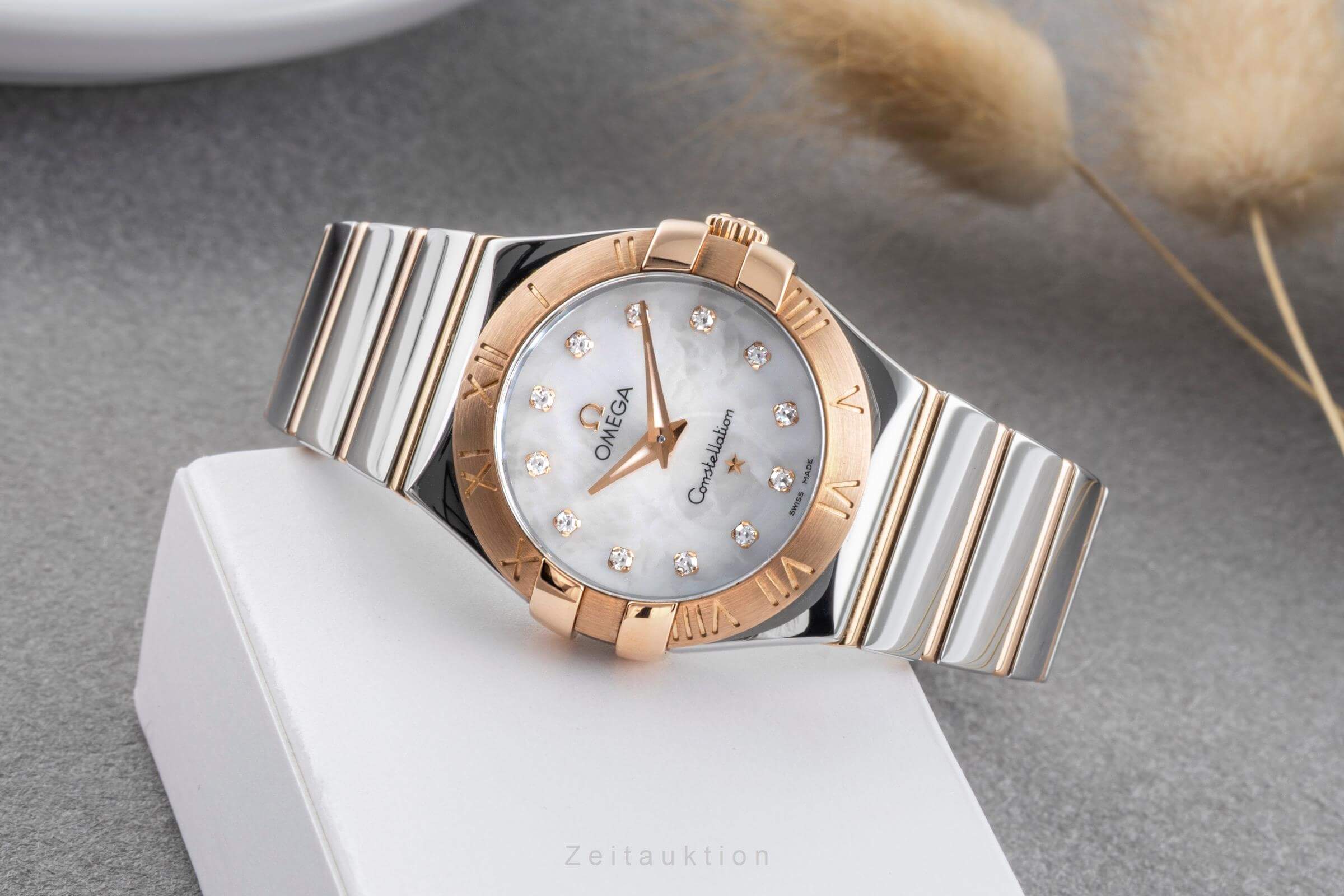 Omega Constellation steel / gold quartz women's watch 123.20.27.60.55.003 LP: 7200EUR  [2501182] - Image 3