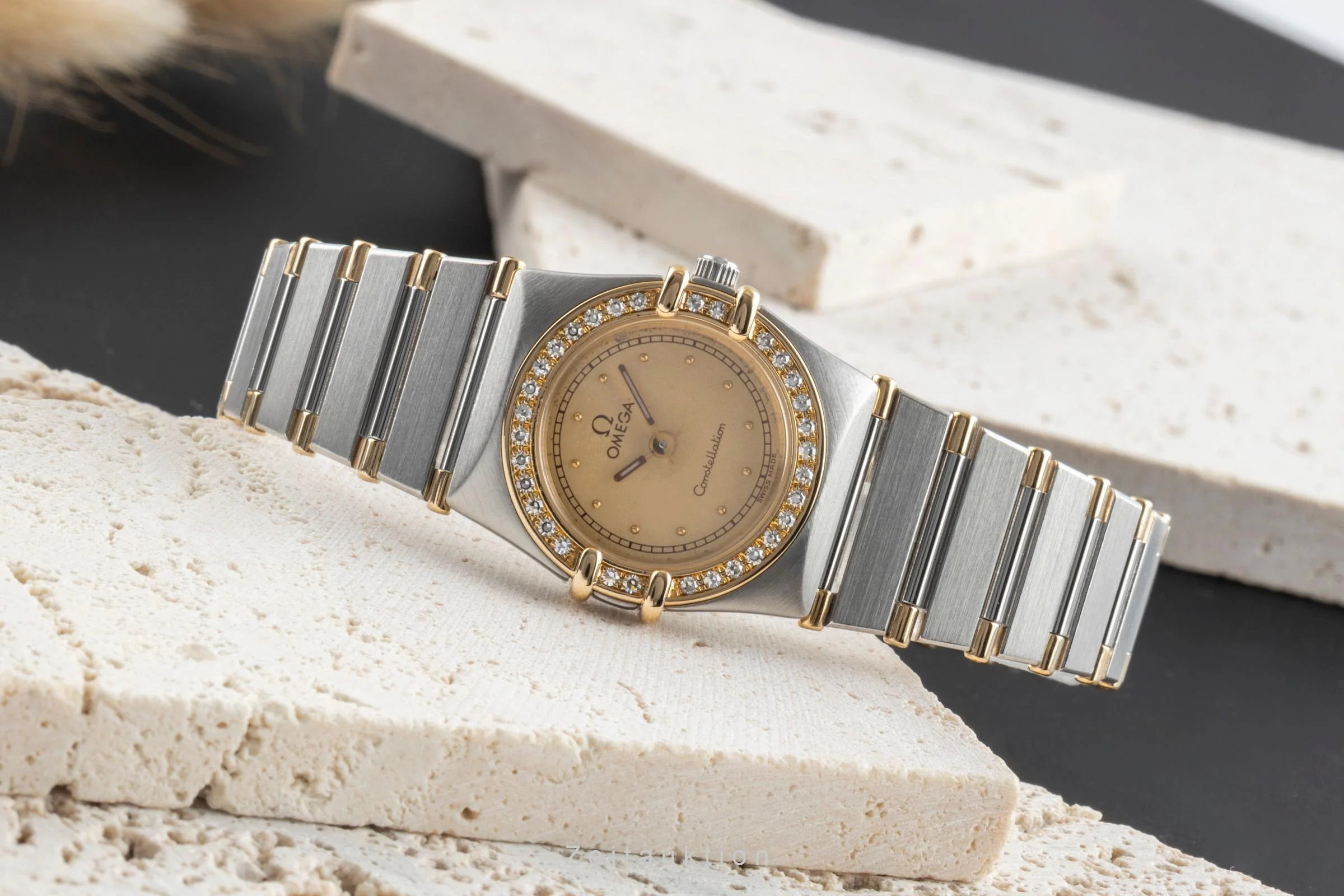 Omega Constellation steel / gold quartz women's watch 895.1080.1 LP: 9600EUR  [2504490] - Image 3