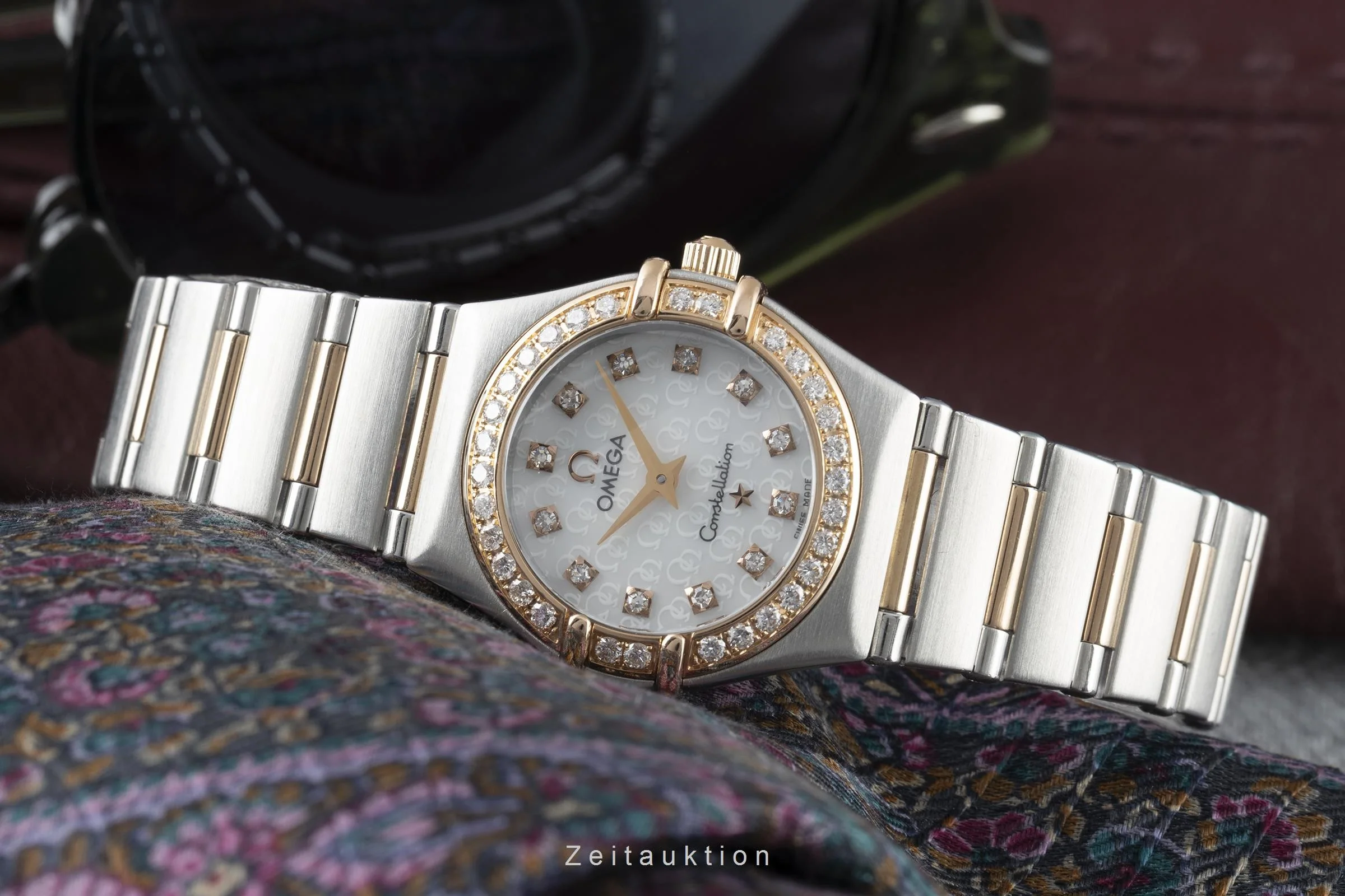 Omega Constellation steel / gold quartz women's watch 895.1203 LP: 6700EUR  [2203743] - Image 2