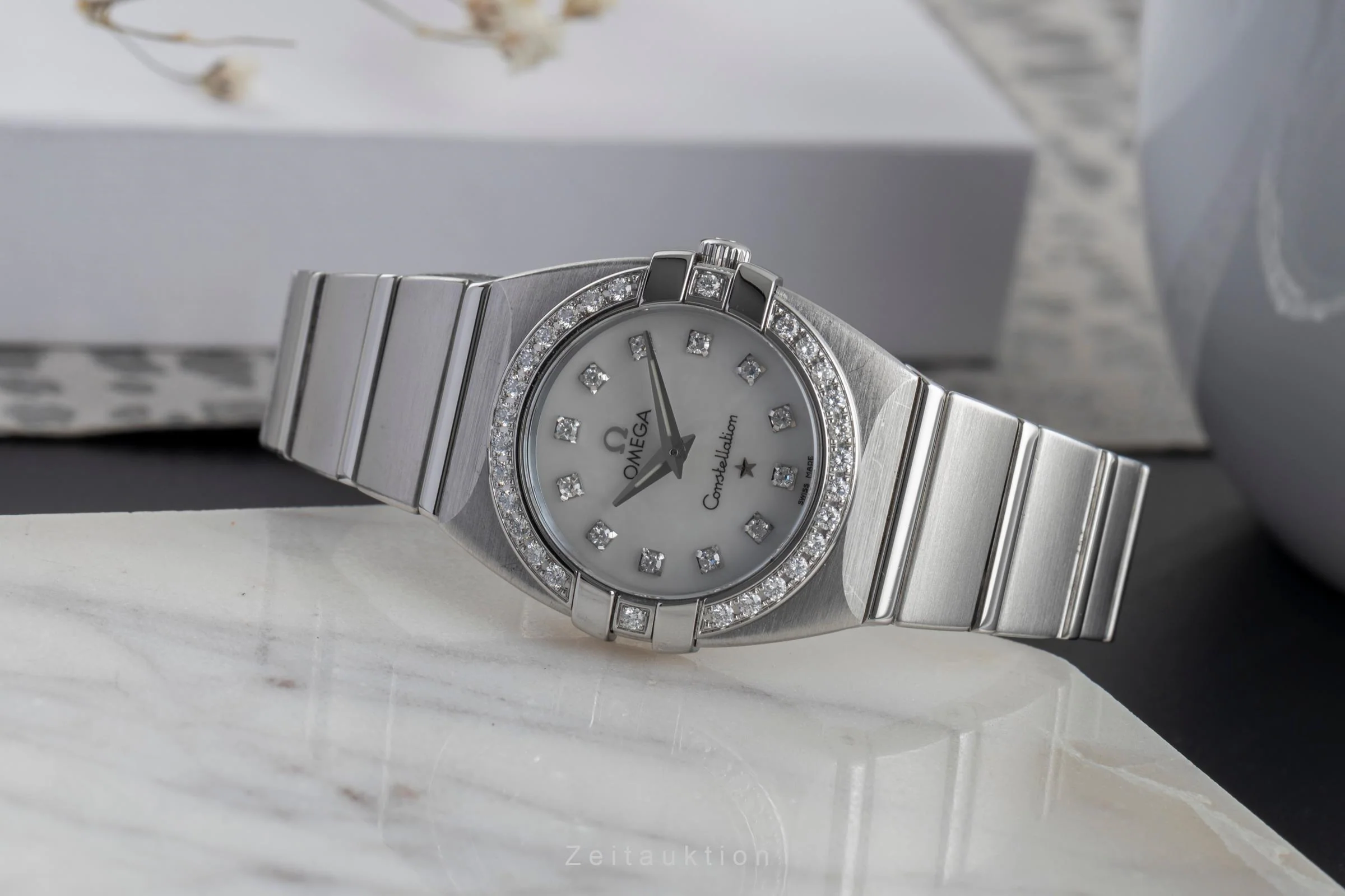 Omega Constellation steel quartz women's watch 1589.75.00 LP: 8000EUR  [2503150] - Image 3