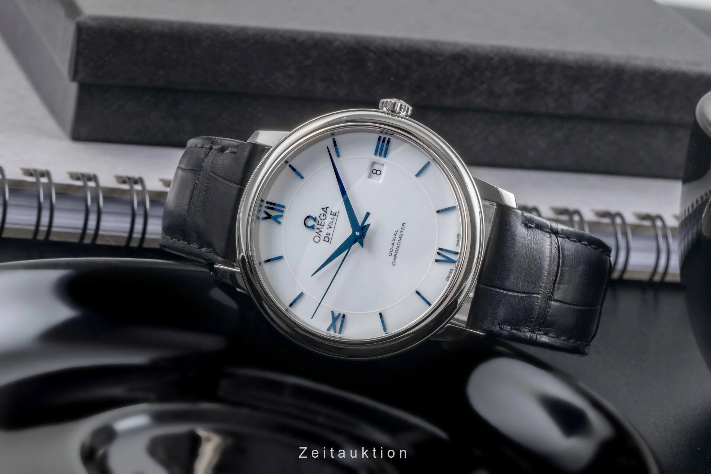 Omega De Ville 18 ct white gold automatic men's watch 424.53.40.20.04.001  [2501760] - Image 3