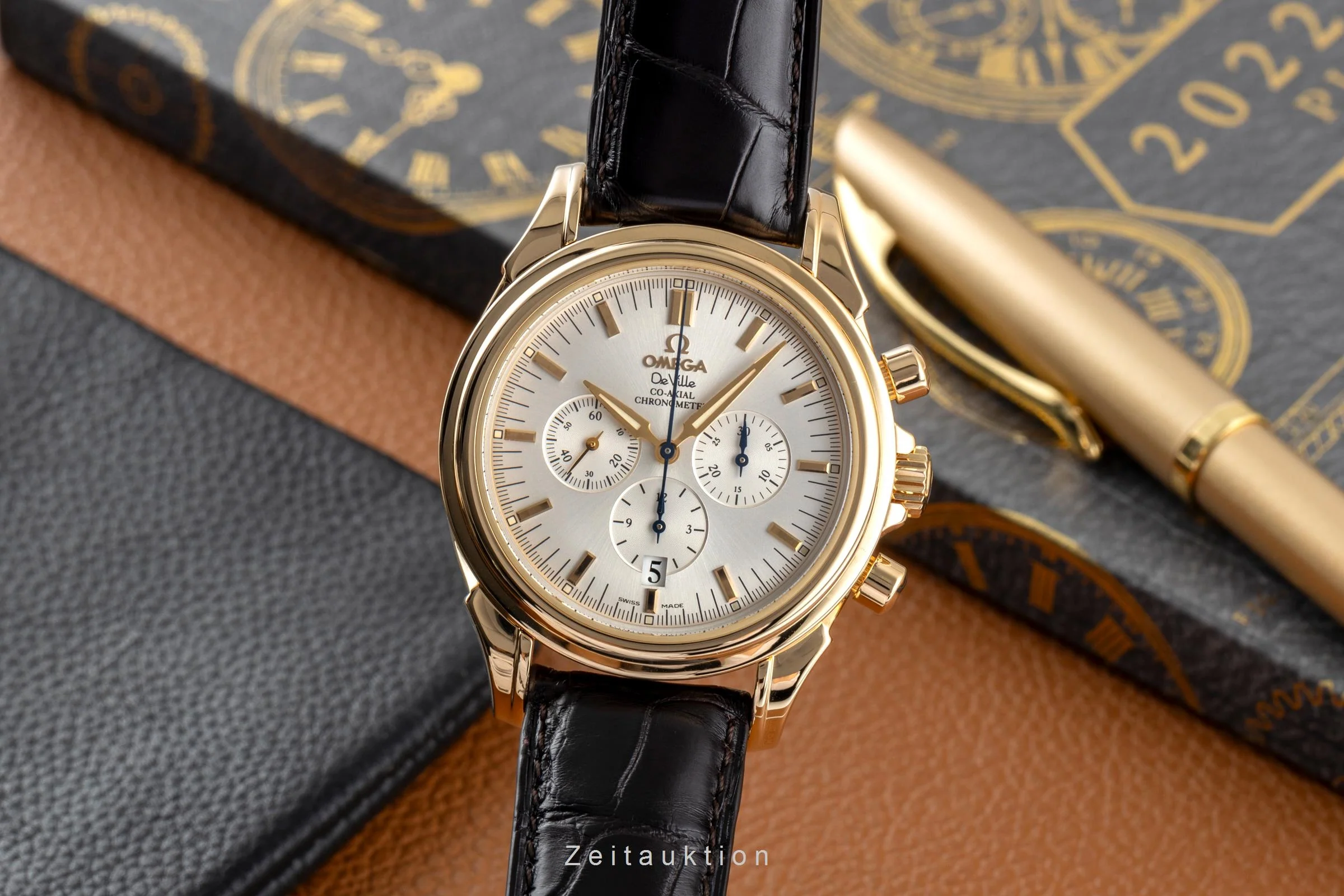 Omega De Ville chronograph 18 ct gold automatic men's watch 4641.30.32  [2502719] - Image 2