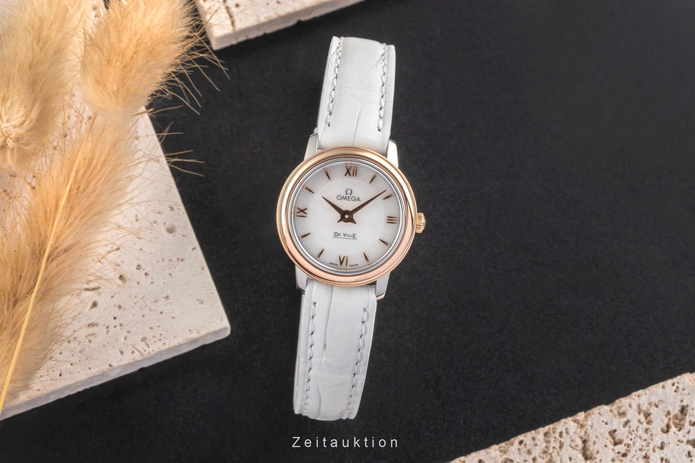 Omega De Ville steel / gold quartz women's watch 424.20.24.60.05.002 LP: 5500EUR  [2503631] - Image 4
