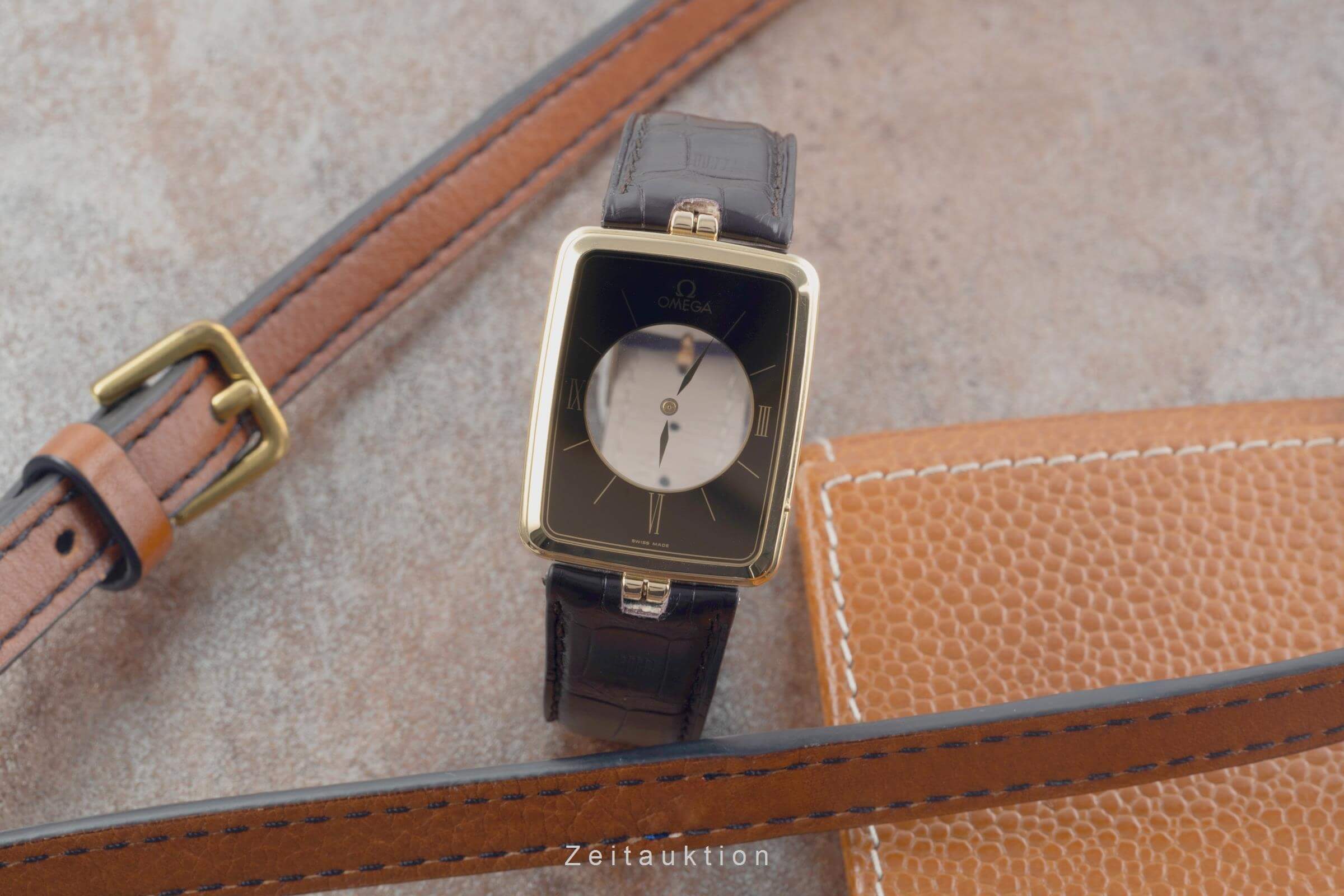Omega La Magique 18 ct gold quartz men's watch 191.8523Z Vintage  [2500428] - Image 4