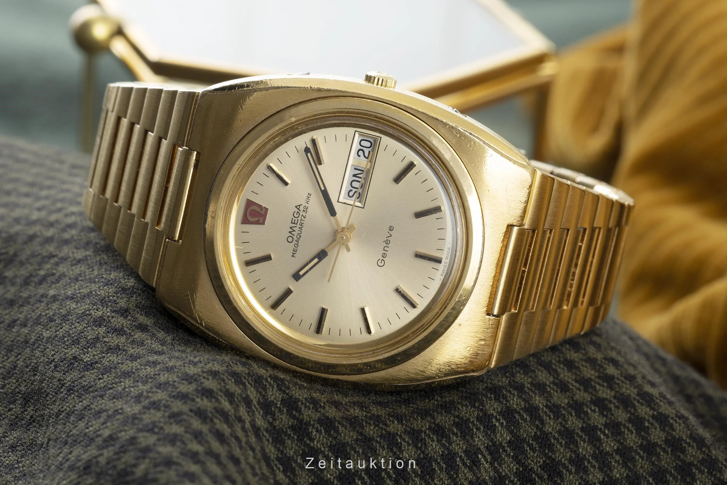 Omega Megaquartz gilt / steel quartz men's watch 196.0033, 396.0822  [2203028] - Image 2