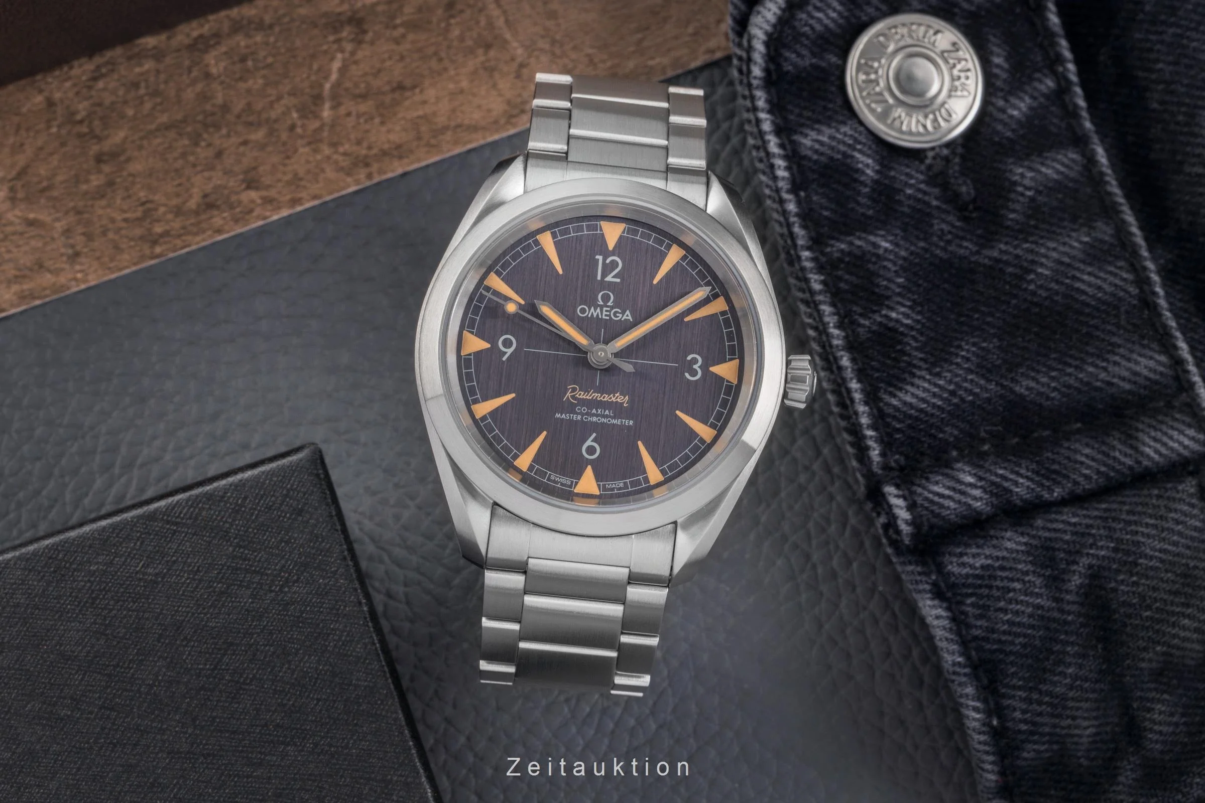 Omega Railmaster silver automatic men's watch 220.10.40.20.01.001 LP: 5400EUR  [2504320] - Image 4