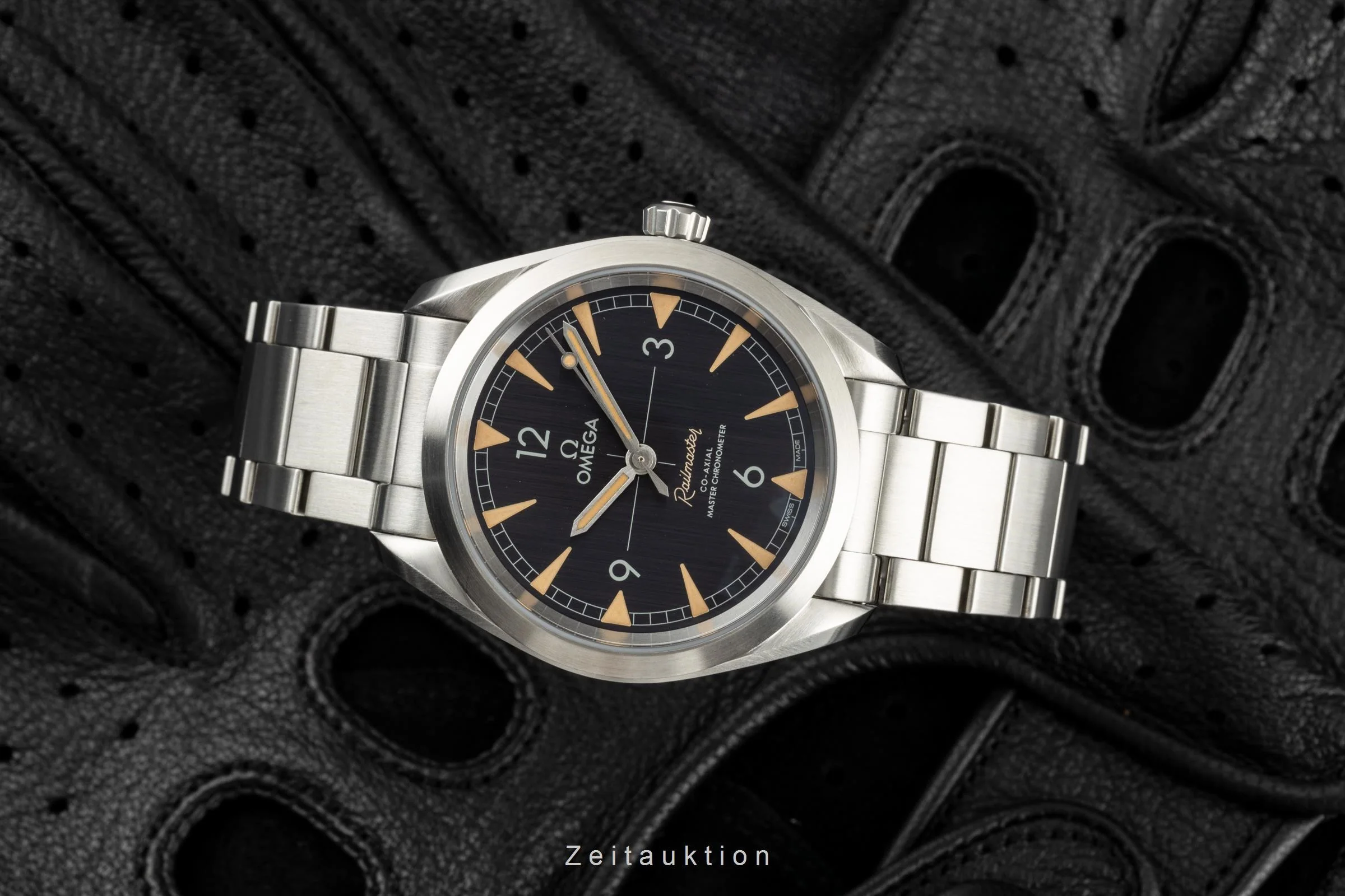 Omega Railmaster steel automatic men's watch 220.10.40.20.01.001 LP: 5400EUR  [2205860] - Image 2