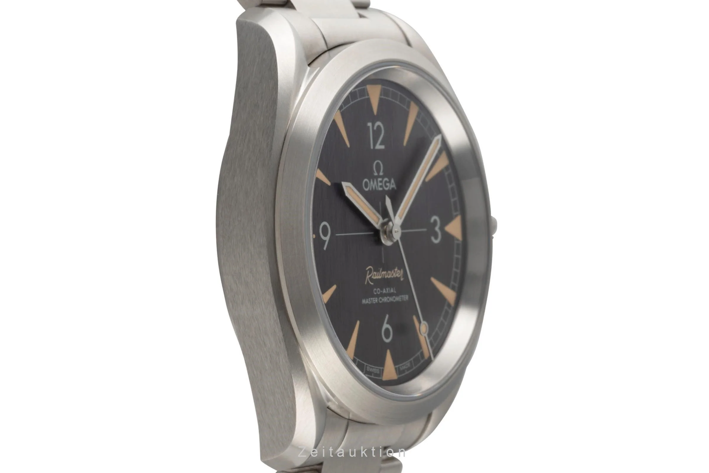 Omega Railmaster steel automatic men's watch 220.10.40.20.01.001 LP: 5400EUR  [2304947] - Image 7