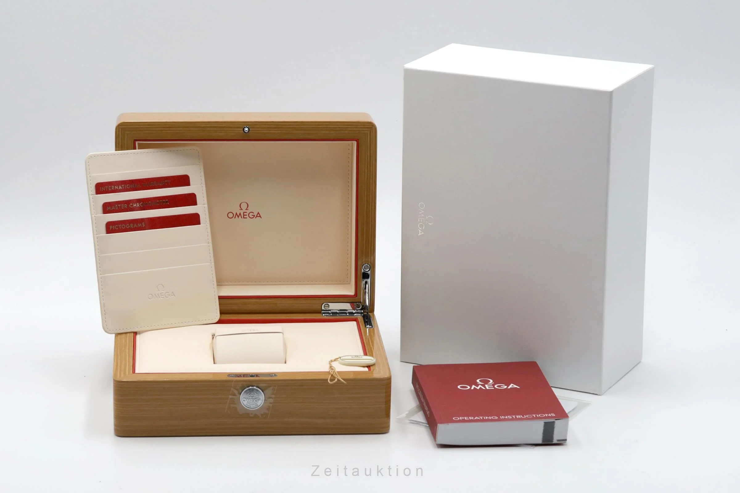 Omega Railmaster steel automatic men's watch 220.10.40.20.01.001 LP: 5400EUR  [2304947] - Image 8