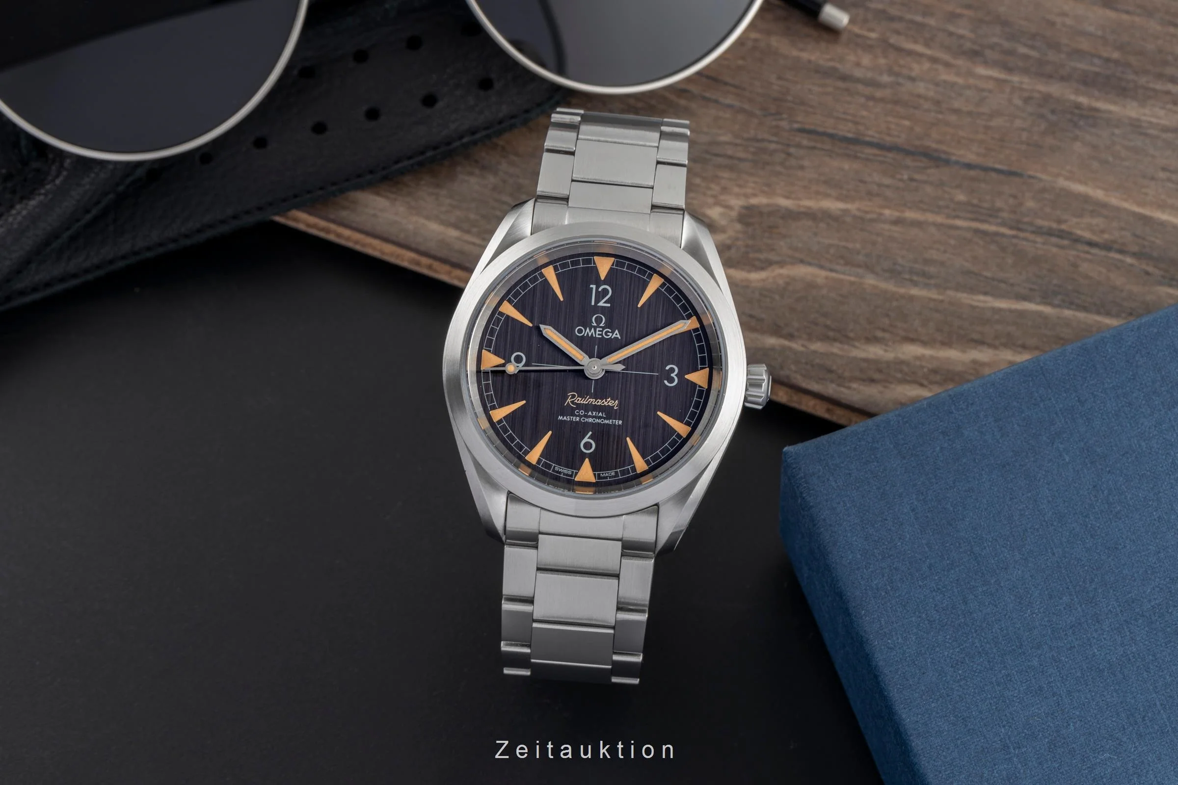 Omega Railmaster steel automatic men's watch 220.10.40.20.01.001  [2504988] - Image 4