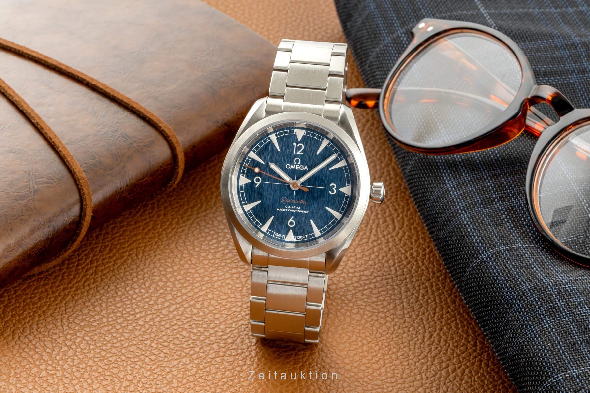 Omega Railmaster steel automatic men's watch 220.10.40.20.03.001 LP: 5400EUR  [2402143] - Image 3